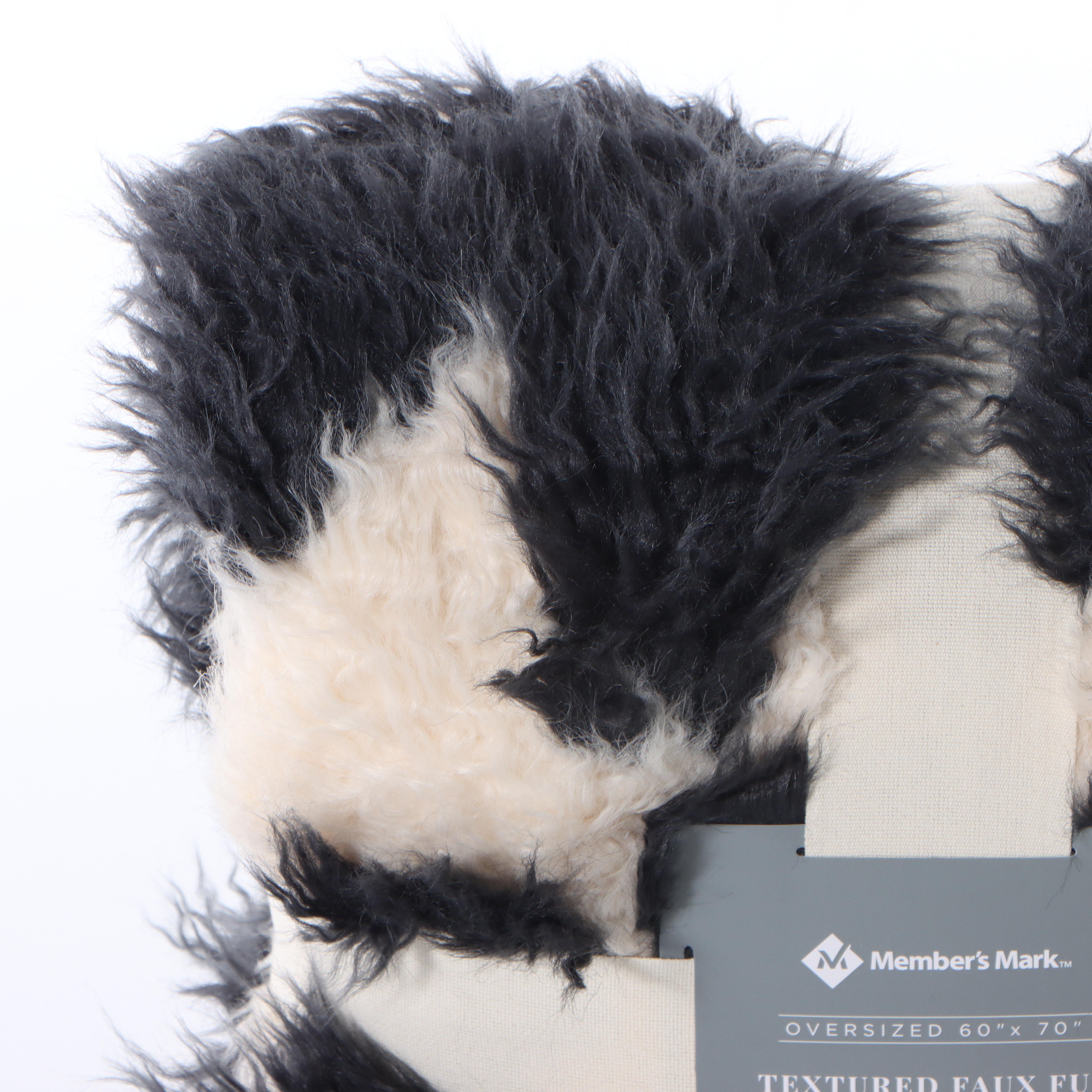 Member's Mark Black and White Faux Fur Oversized Throw