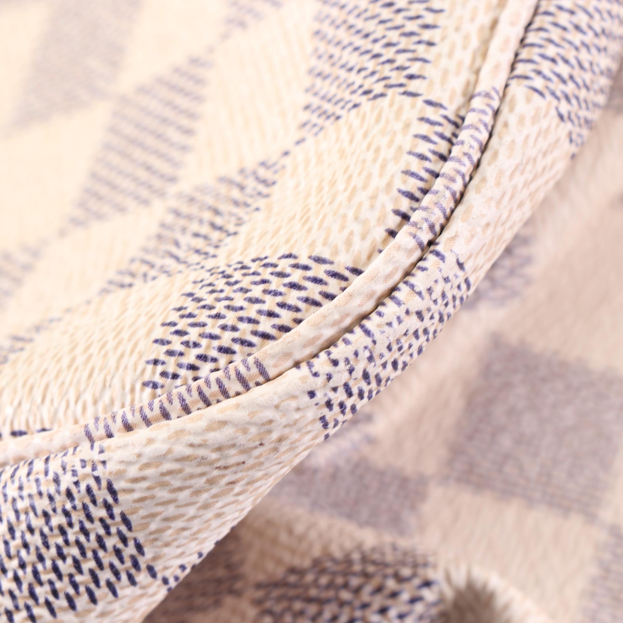 Louis Vuitton Neverfull MM in Damier Azur Canvas and Vachetta Leather with Pouch