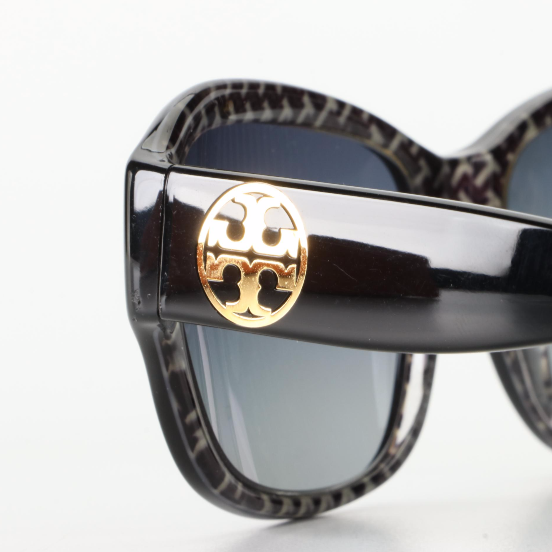Tory Burch TY7107 Sunglasses with Case