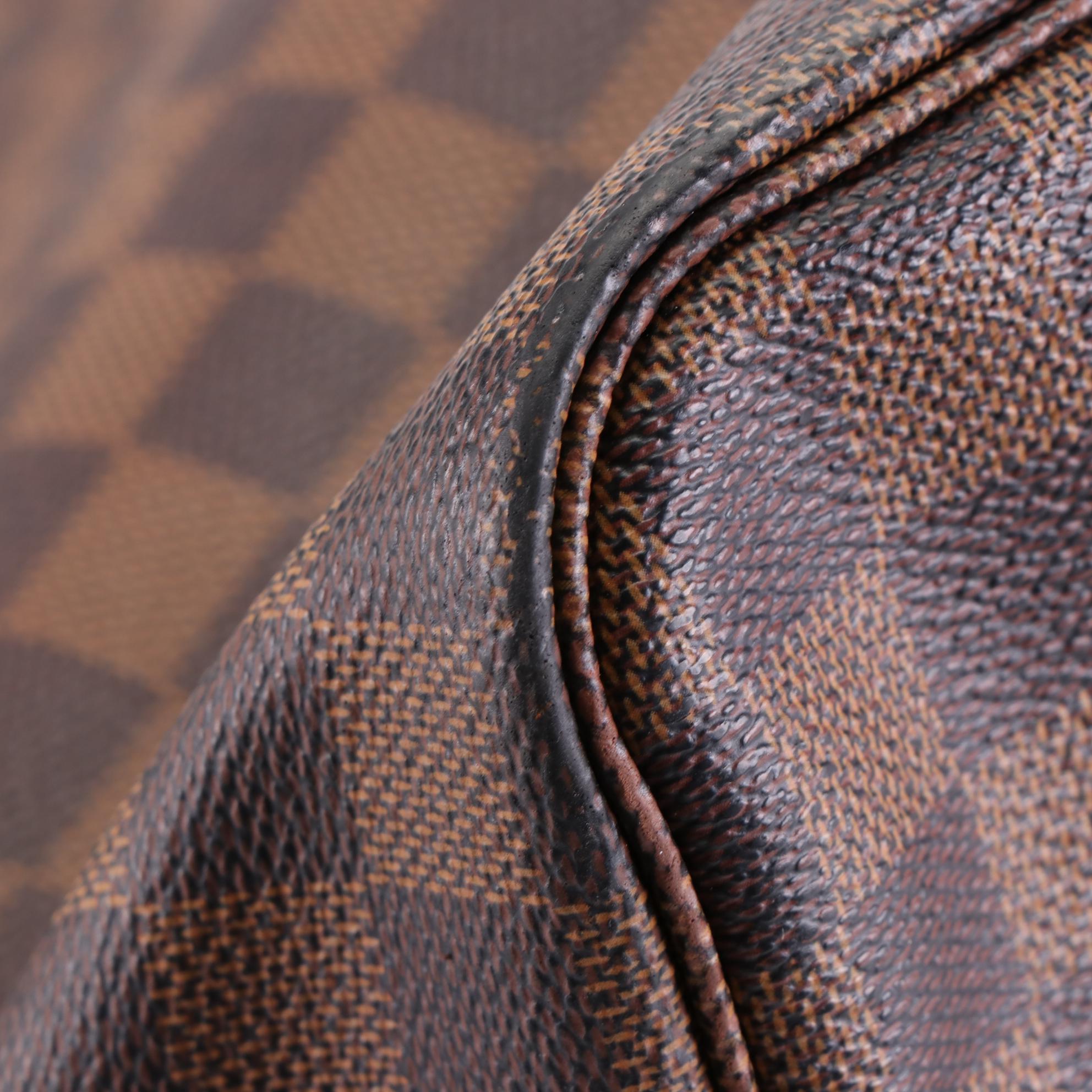 Louis Vuitton Neverfull GM in Damier Ebene Canvas and Leather