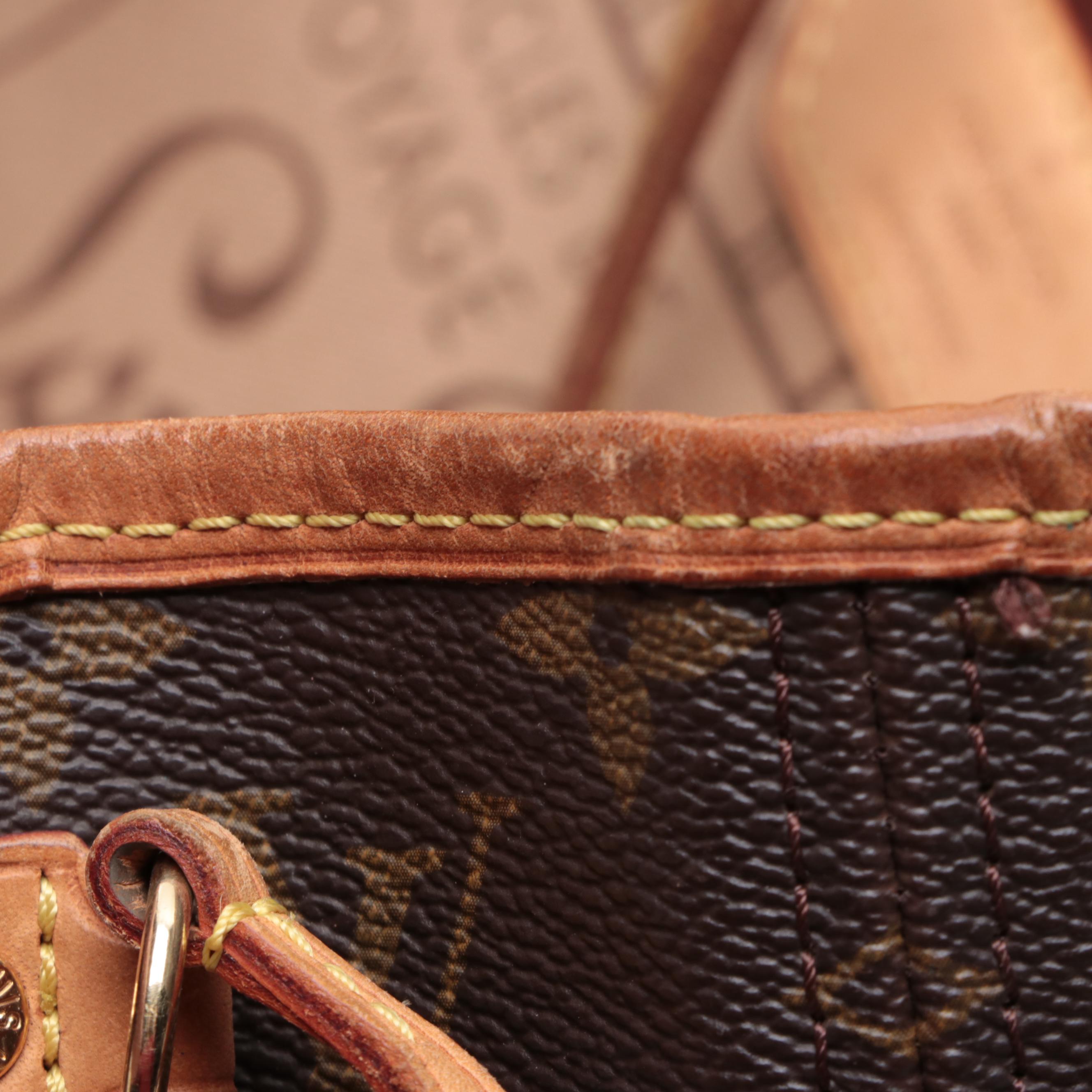 Louis Vuitton Neverfull PM in Monogram Canvas and Vachetta Leather