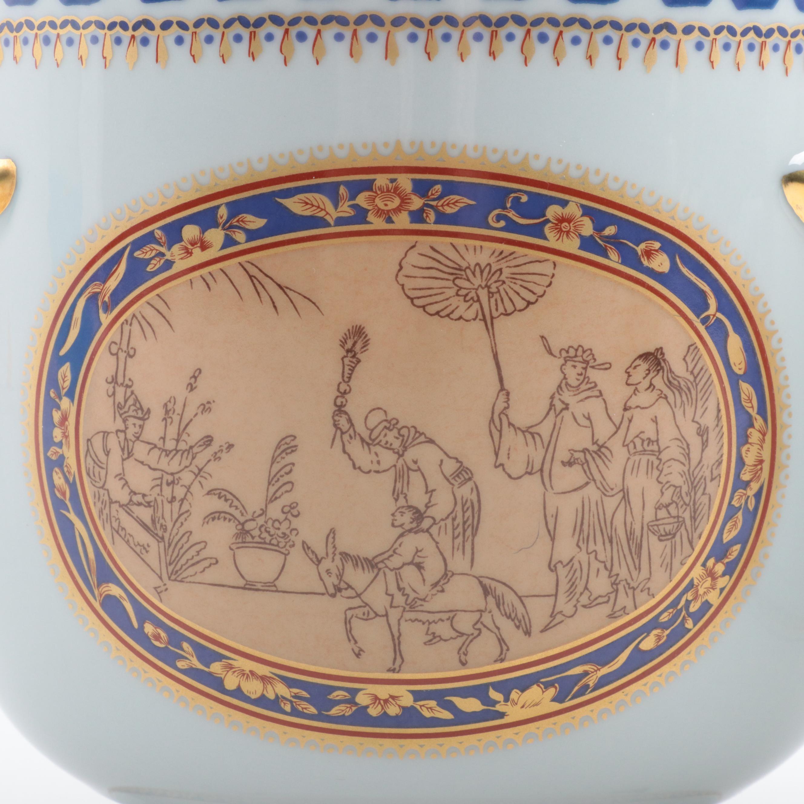 Mottahedeh "Chinoise Blue" Porcelain Cache Pots