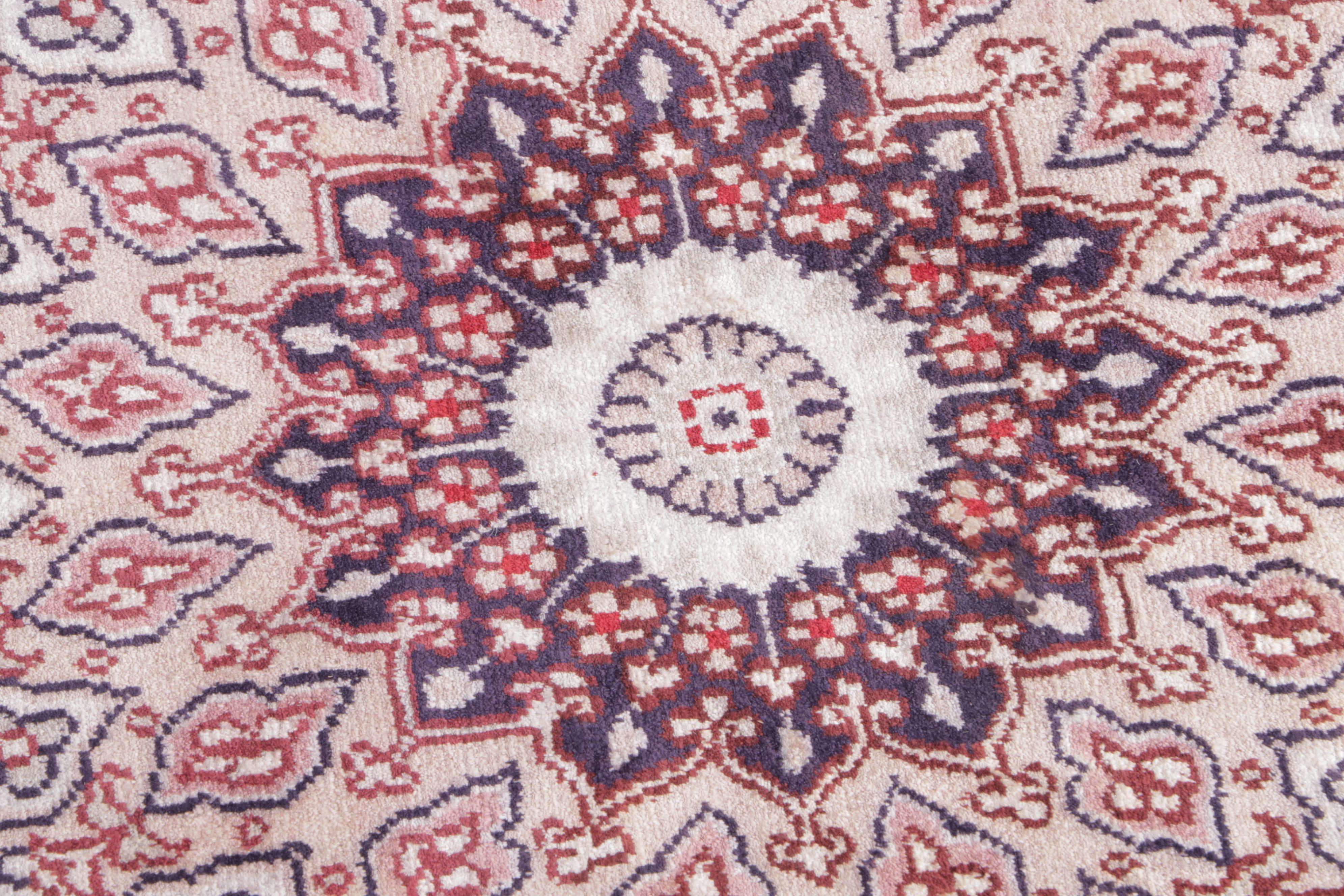 6'10 x 6'10 Hand-Knotted Persian Style Round Area Rug