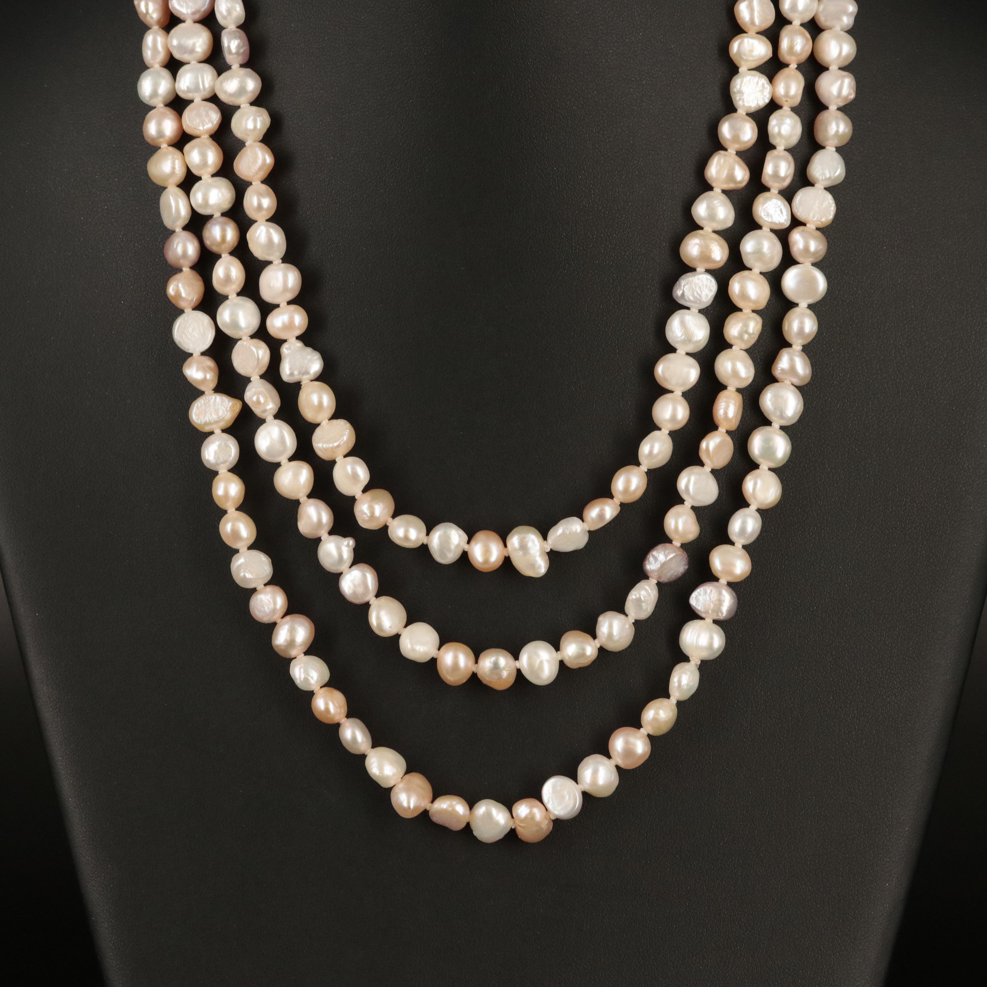 Rope Length Pearl Necklace