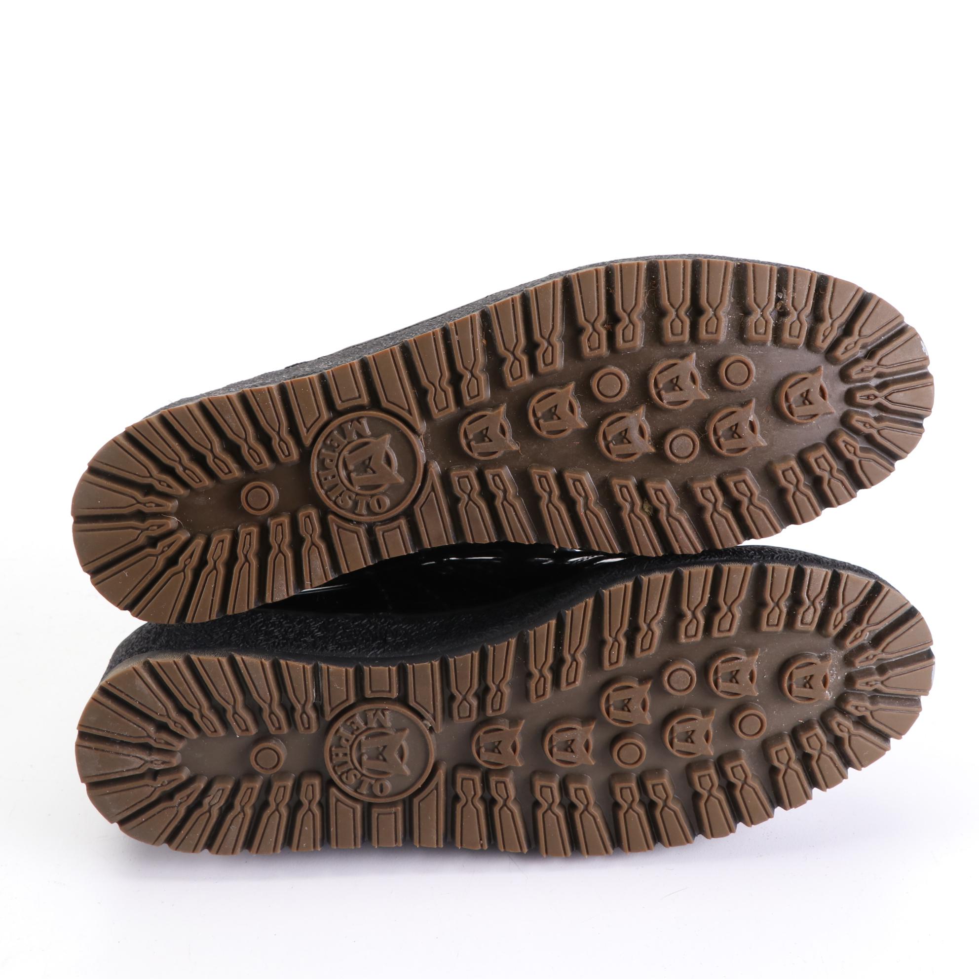 Mephisto Walking Shoes in Patent Leather and Leather