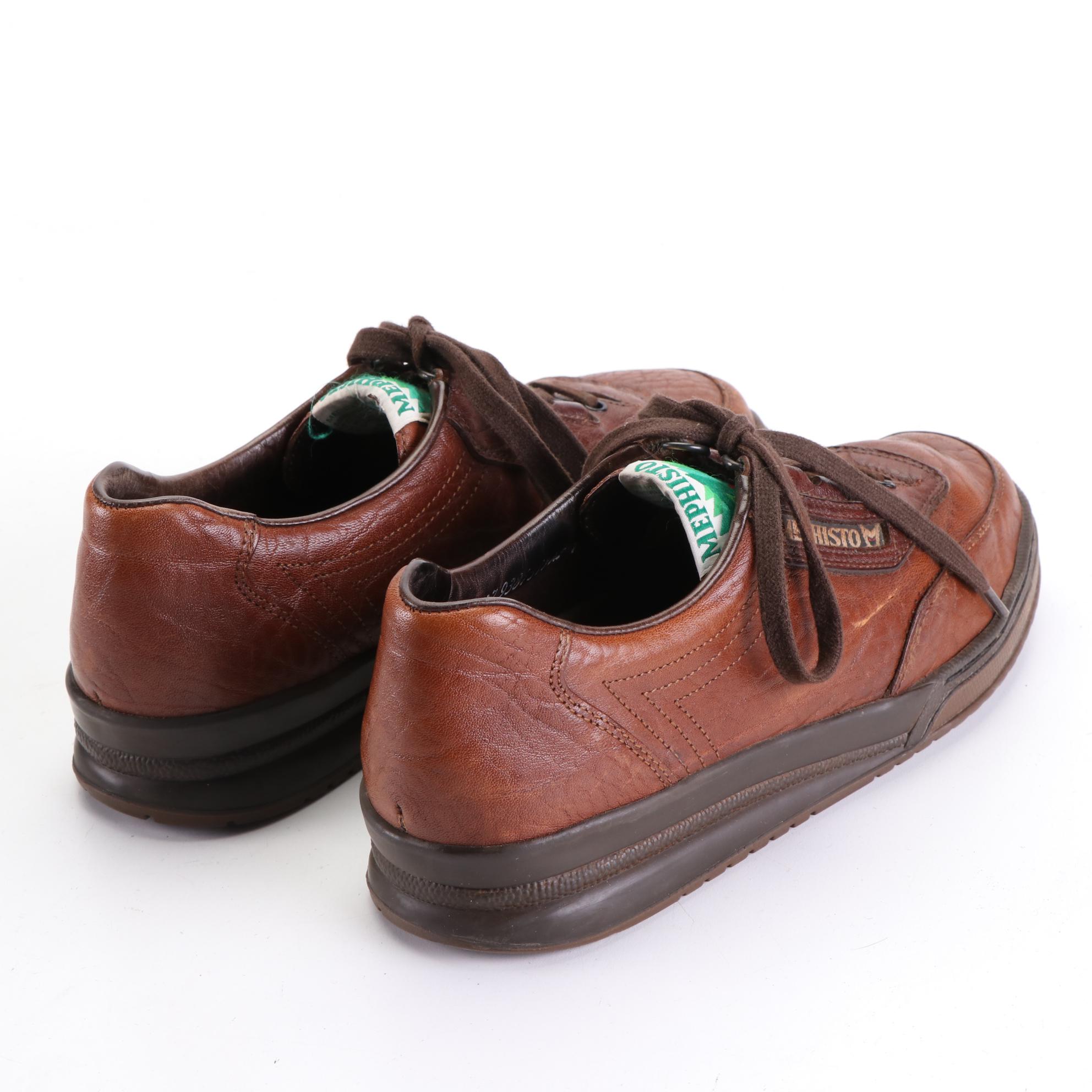 Mephisto Walking Shoes in Patent Leather and Leather