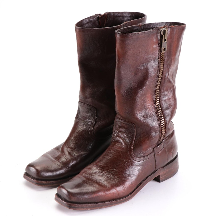 Frye Boots in Brown Leather
