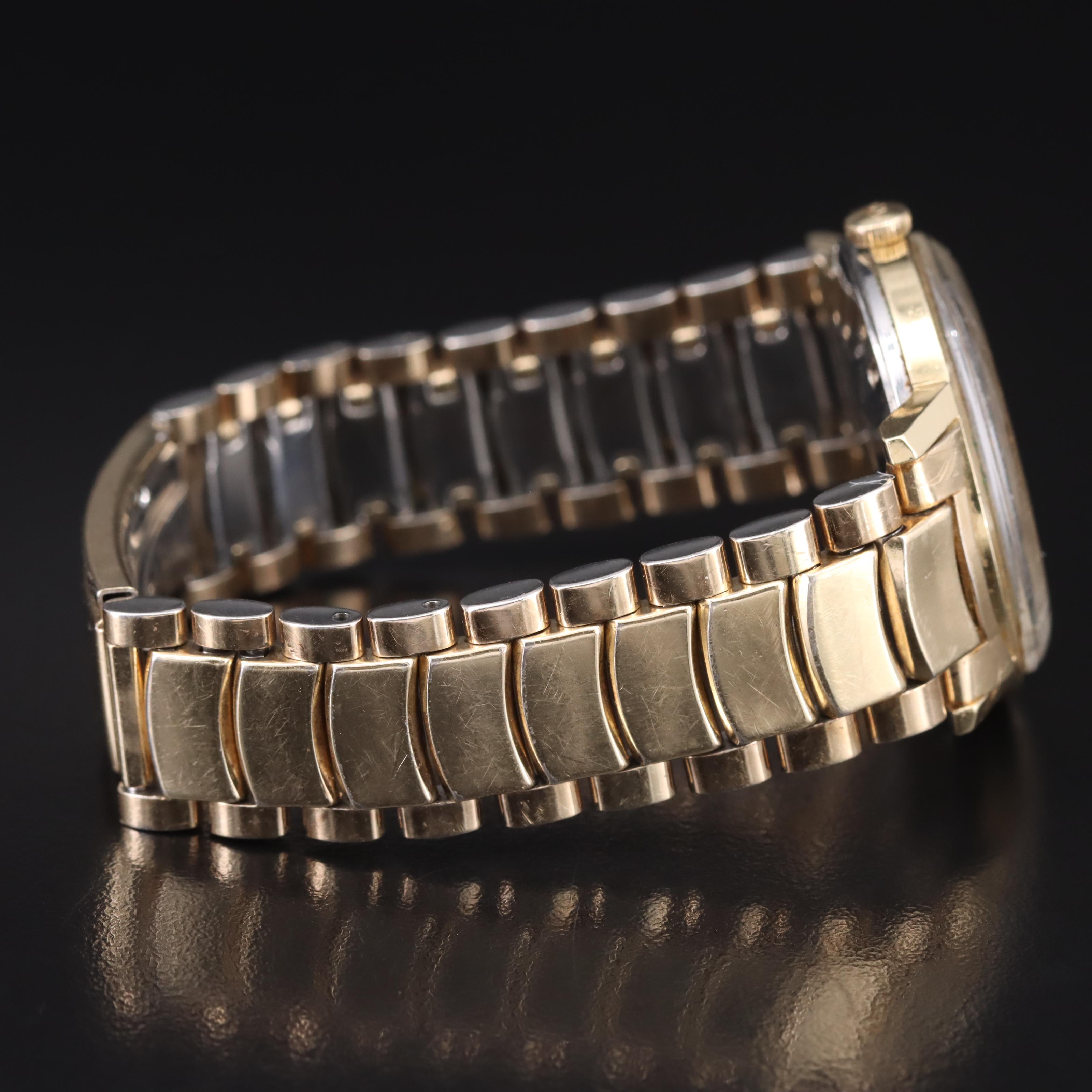 Vintage Movado Kingmatic Gold Shell Watch