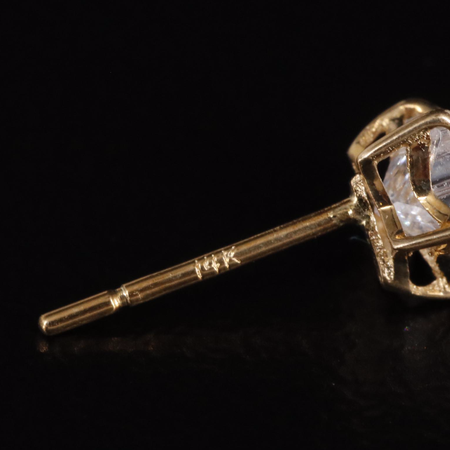 14K Cubic Zirconia Star Stud Earrings