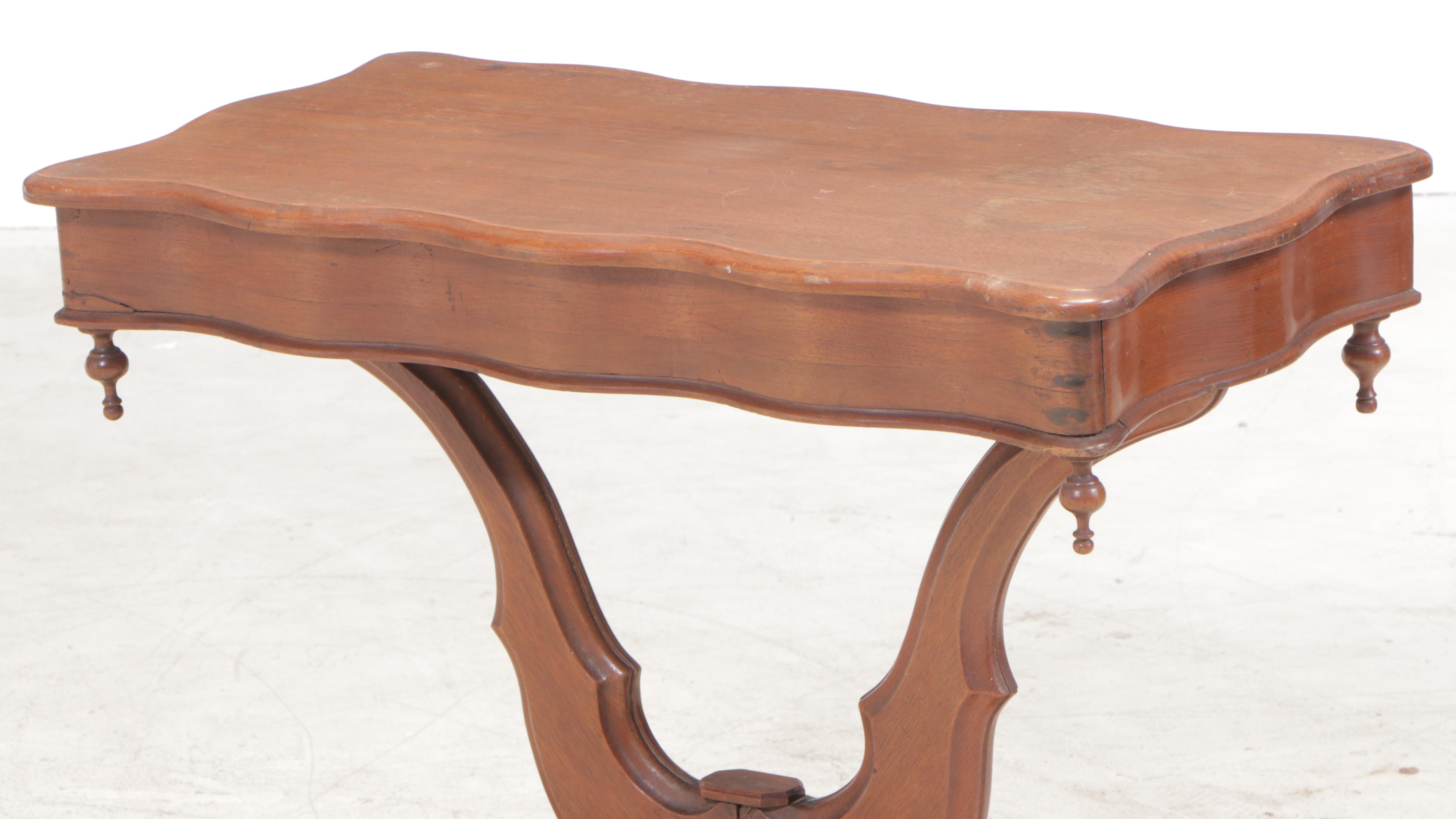 Victorian Walnut Side Table, Mid to Late 19th Century