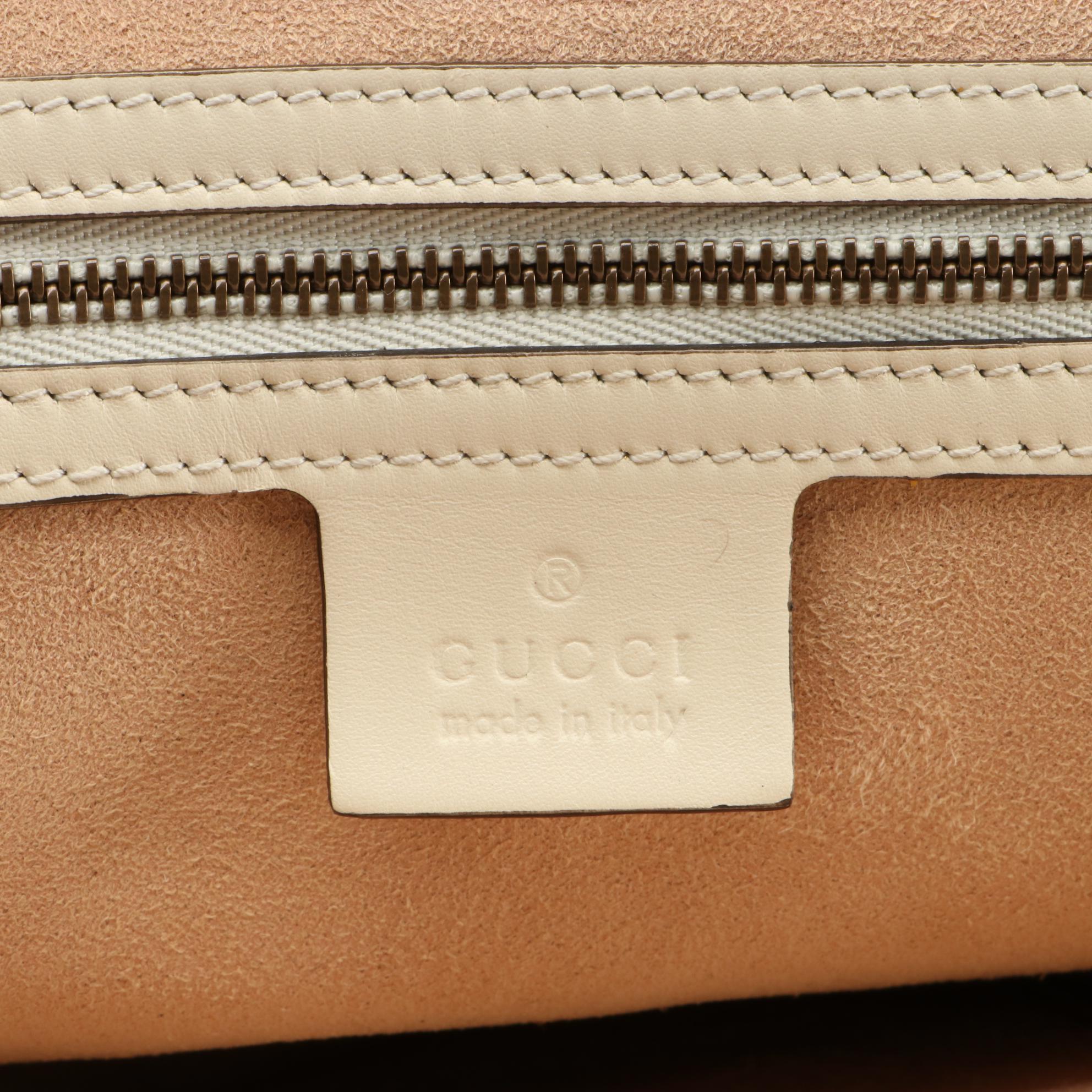 Gucci GG Marmont Flap Bag Maxi in Trompe L'Oeil Matelasse Leather