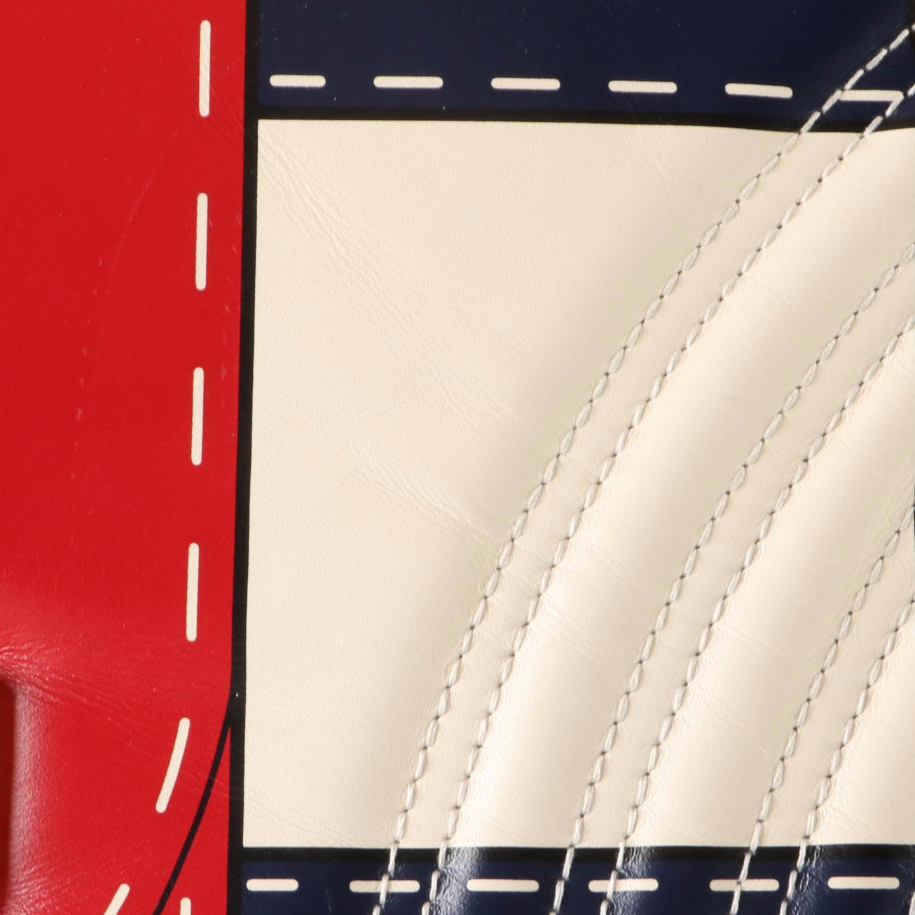 Gucci GG Marmont Flap Bag Maxi in Trompe L'Oeil Matelasse Leather