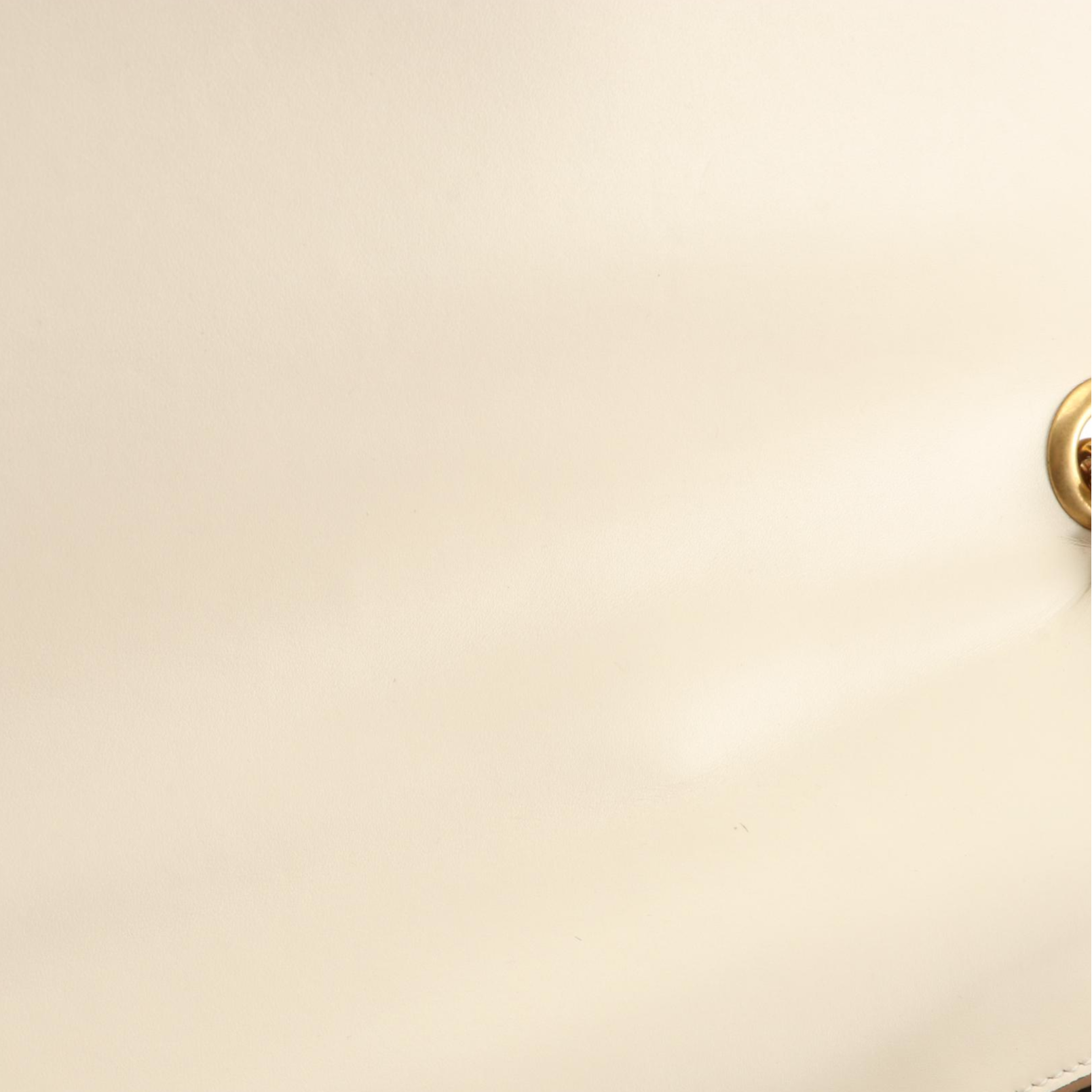 Gucci GG Marmont Flap Bag Maxi in Trompe L'Oeil Matelasse Leather