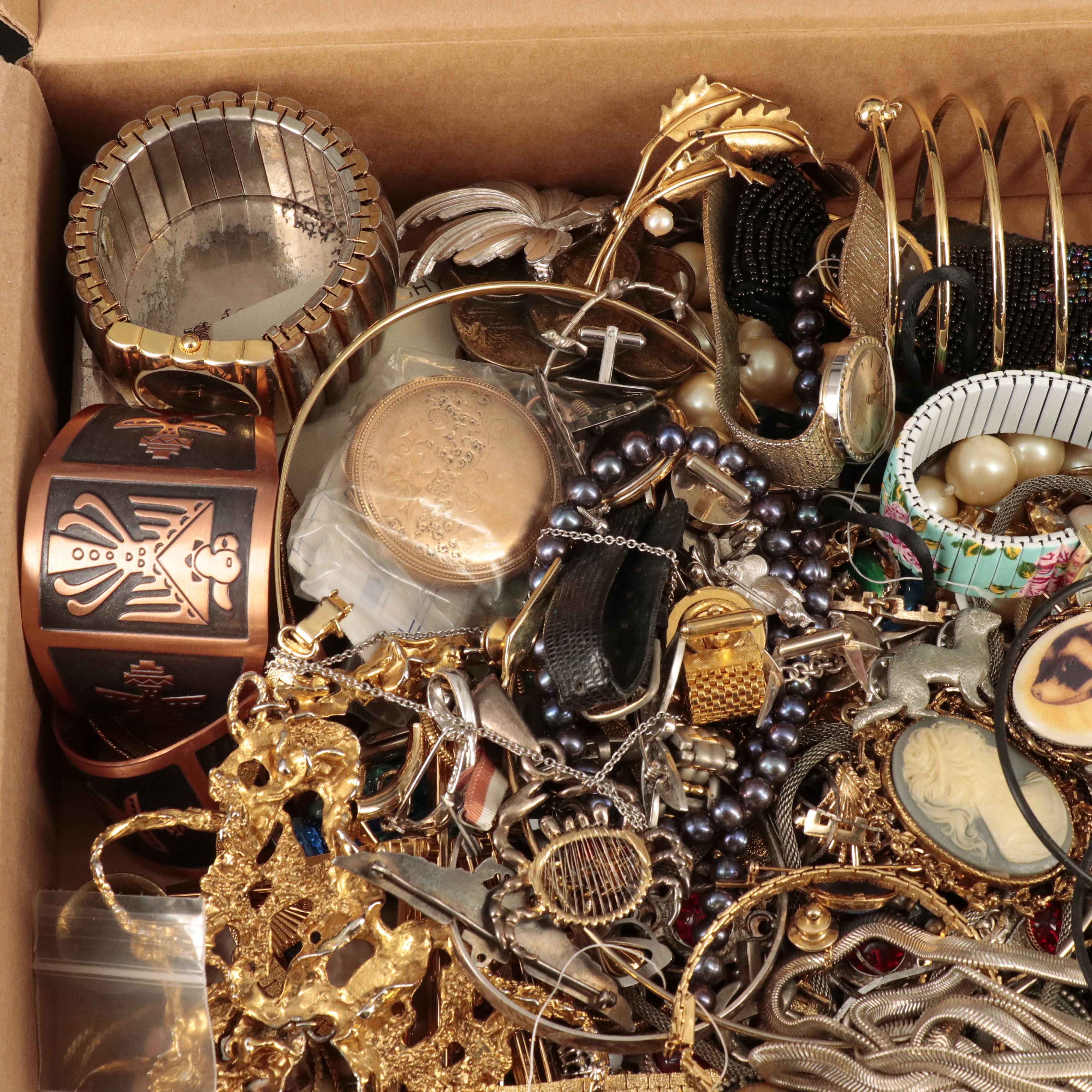 Uncommon Discoveries: Jewelry Collection
