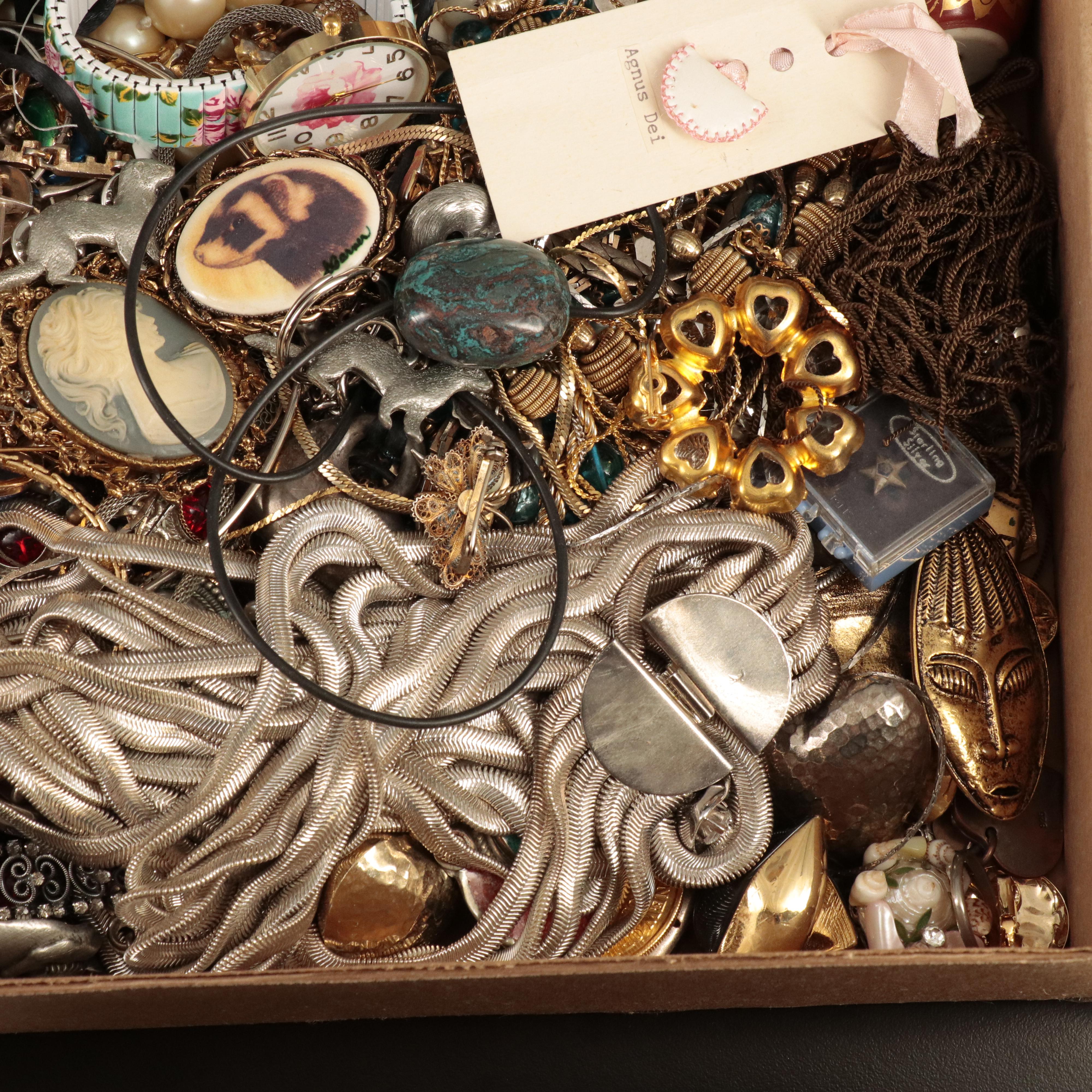 Uncommon Discoveries: Jewelry Collection