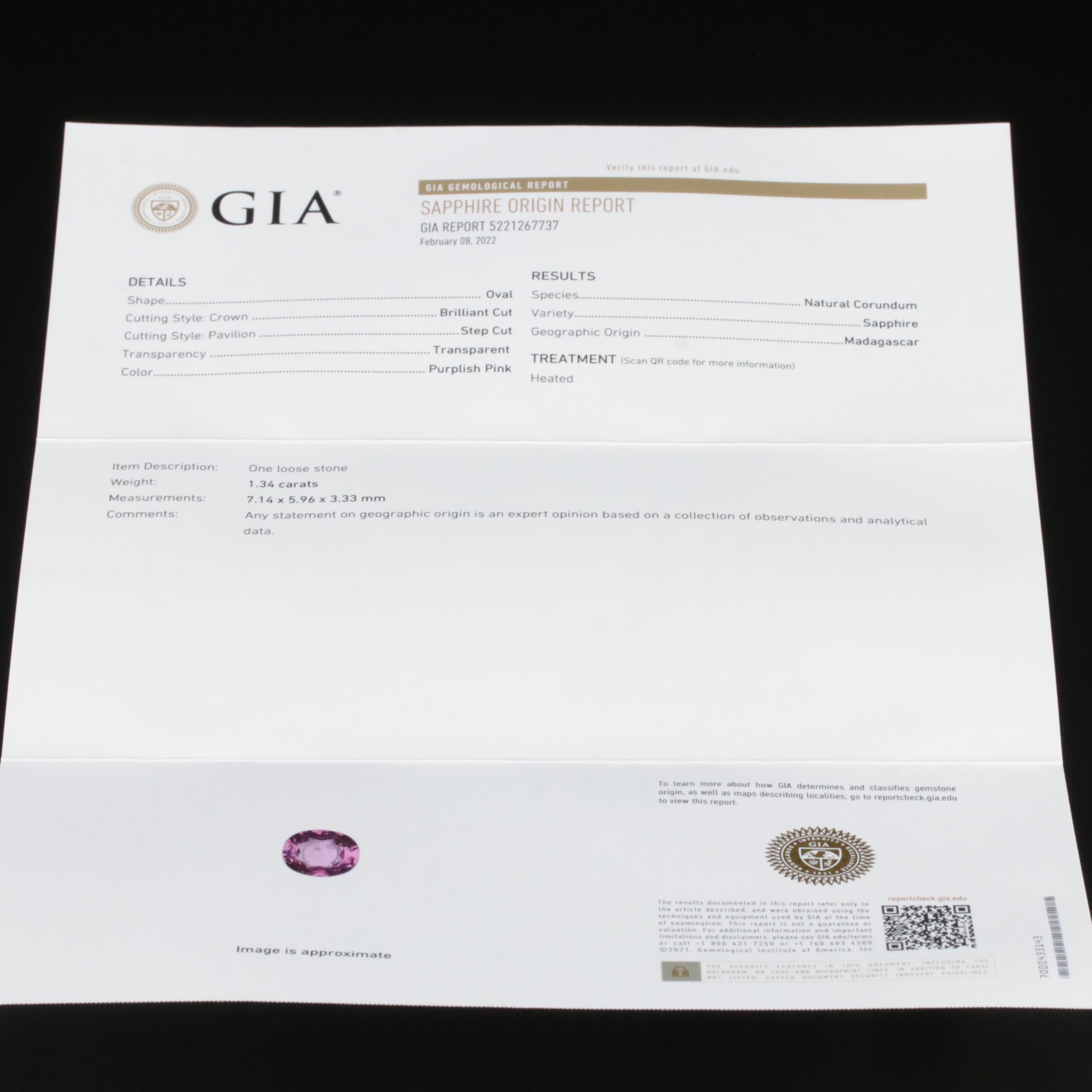 18K 1.34 CT Sapphire and Diamond Ring with GIA Report