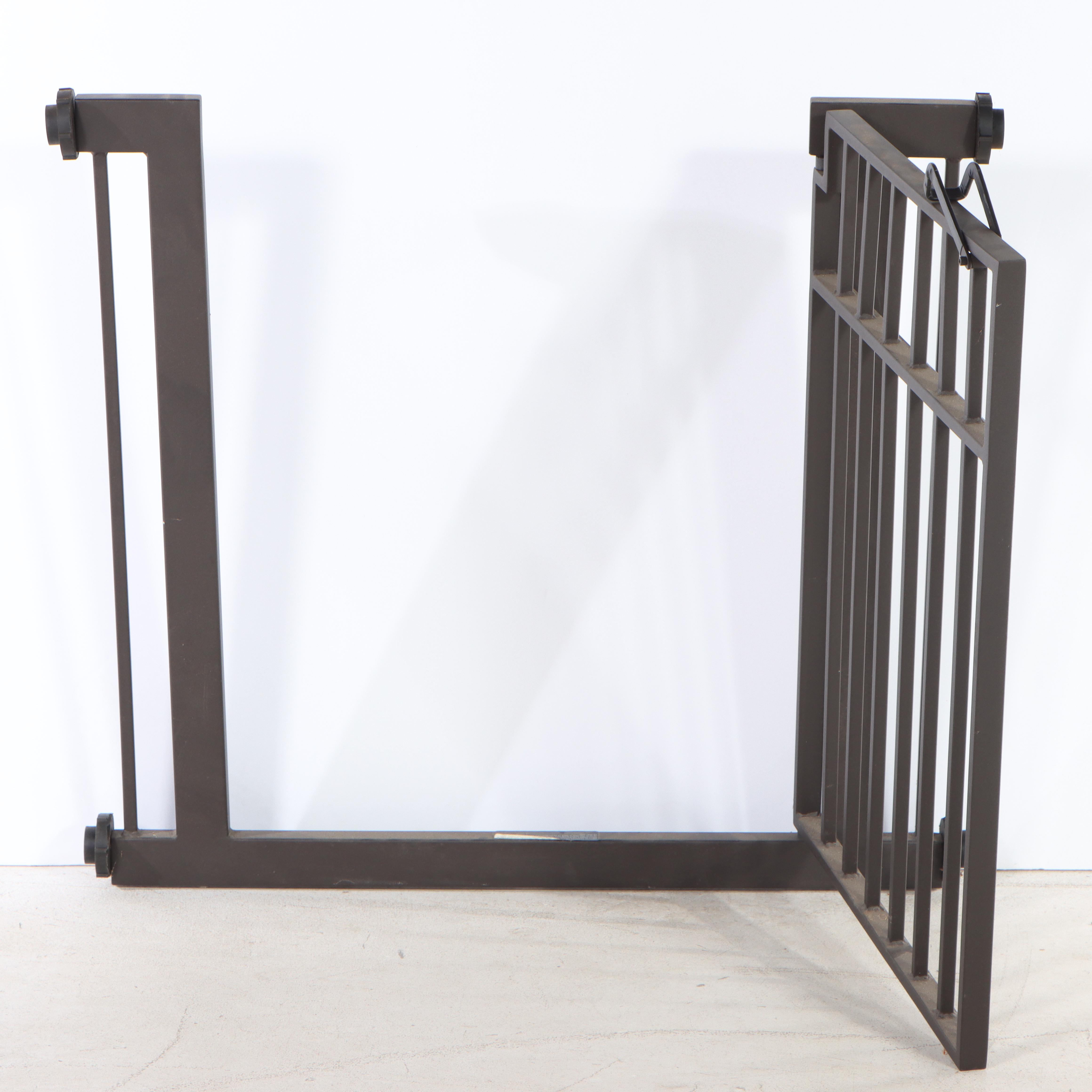 Powder-Coated Metal Pet Gate
