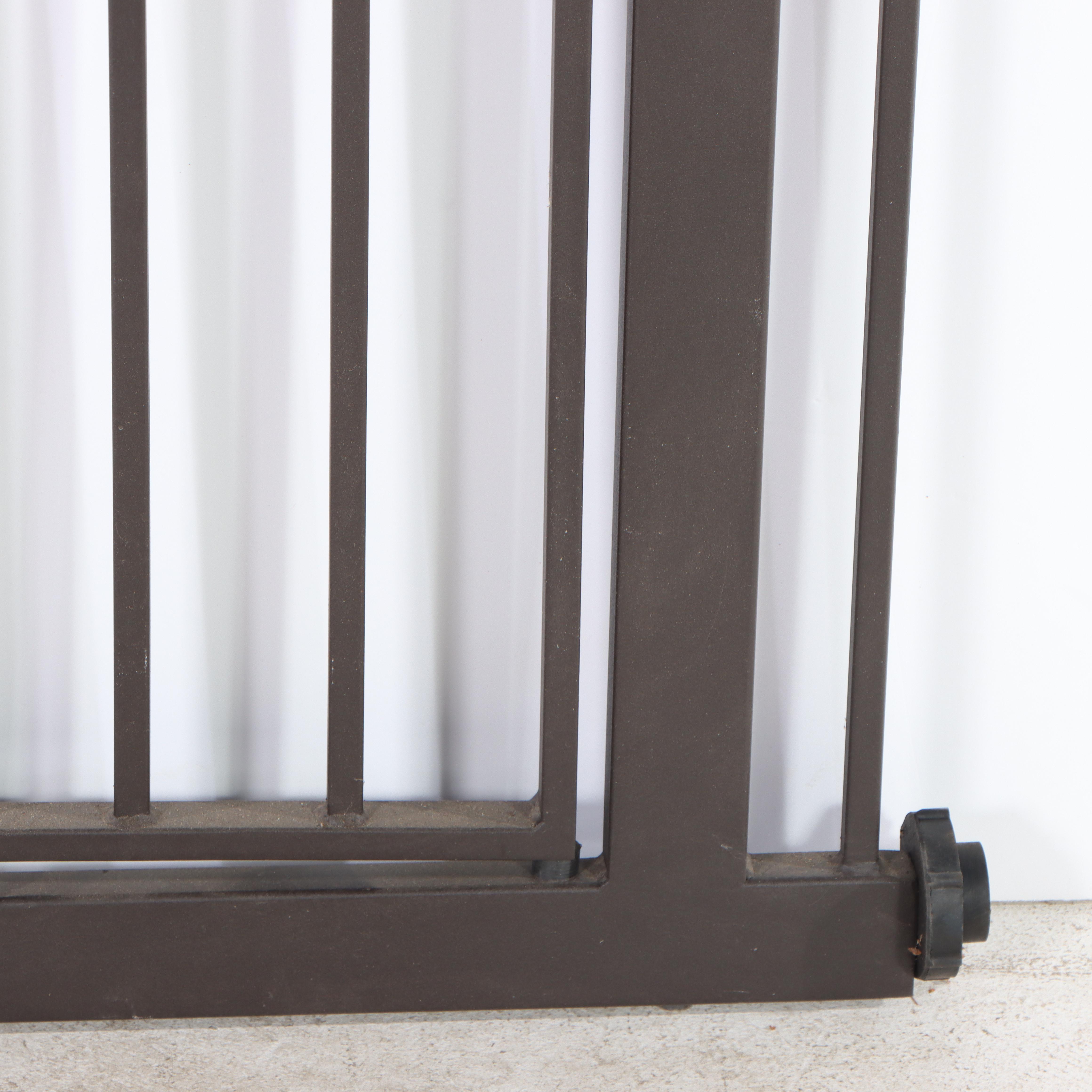 Powder-Coated Metal Pet Gate