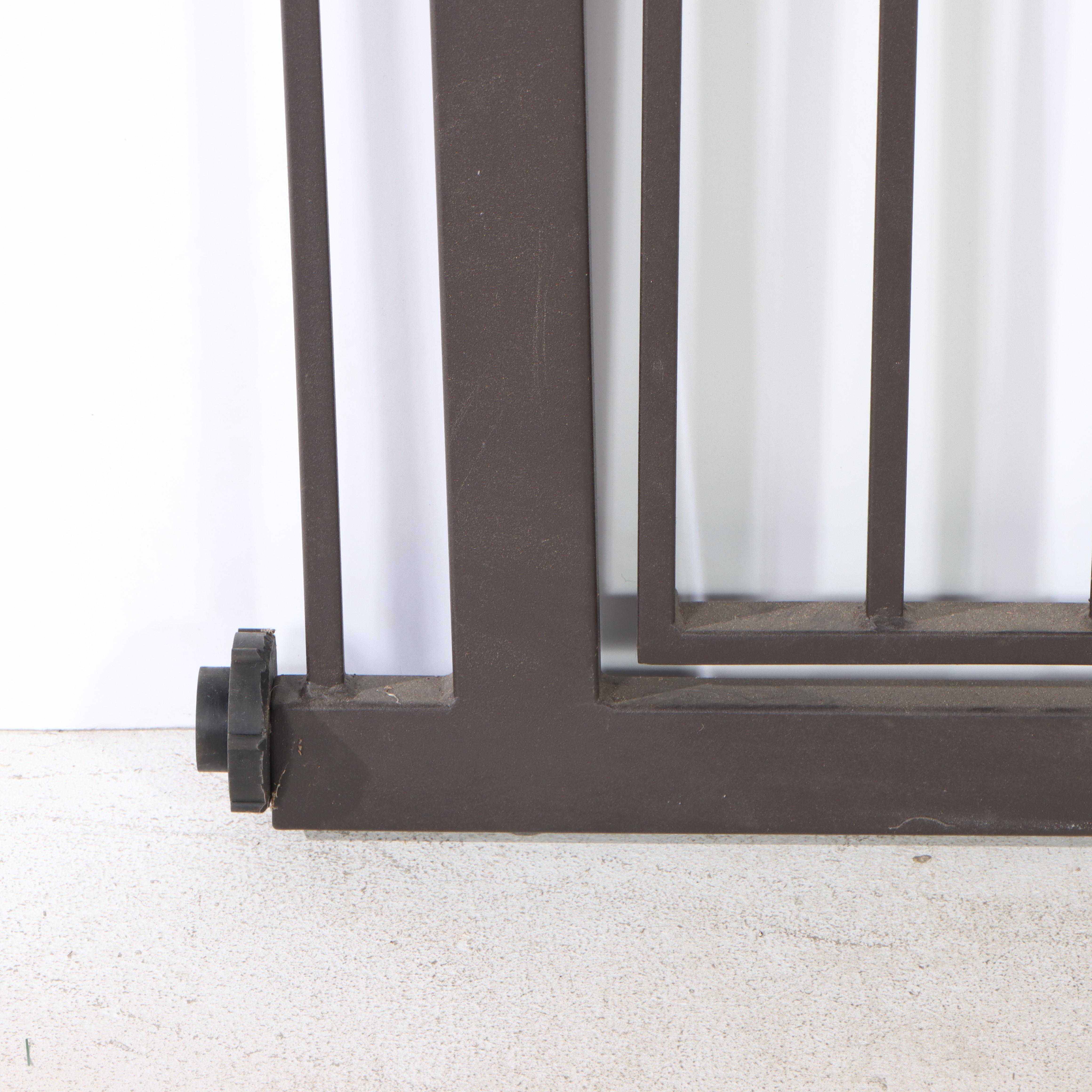 Powder-Coated Metal Pet Gate