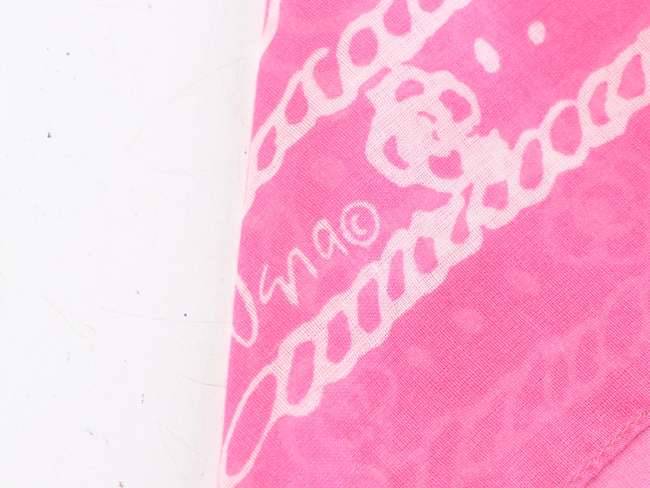 Vera Neumann, Oscar de la Renta, Albert Nipon, Anne Klein, and More Scarves