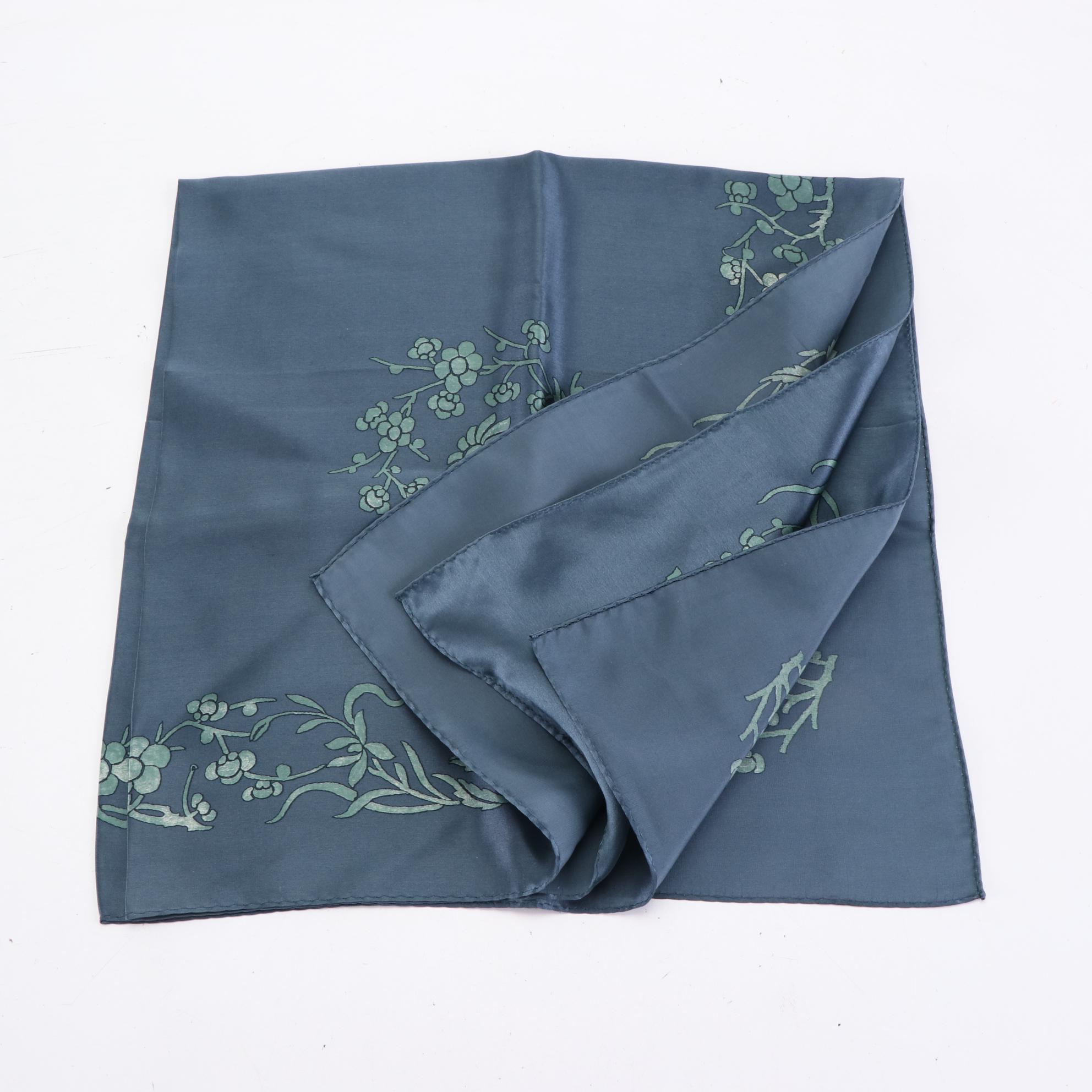 Vera Neumann, Oscar de la Renta, Albert Nipon, Anne Klein, and More Scarves