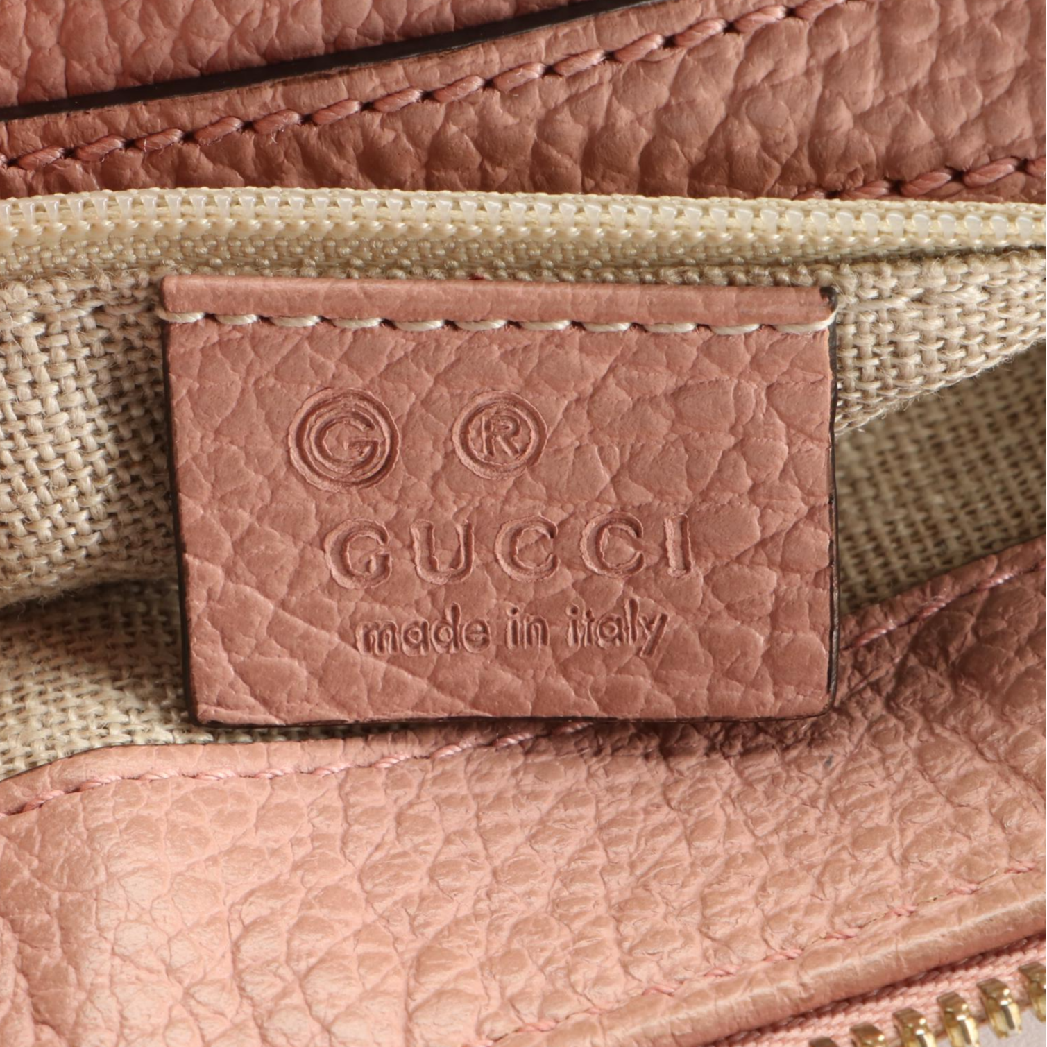 Gucci Handbag in Grain Leather with Detachable Strap
