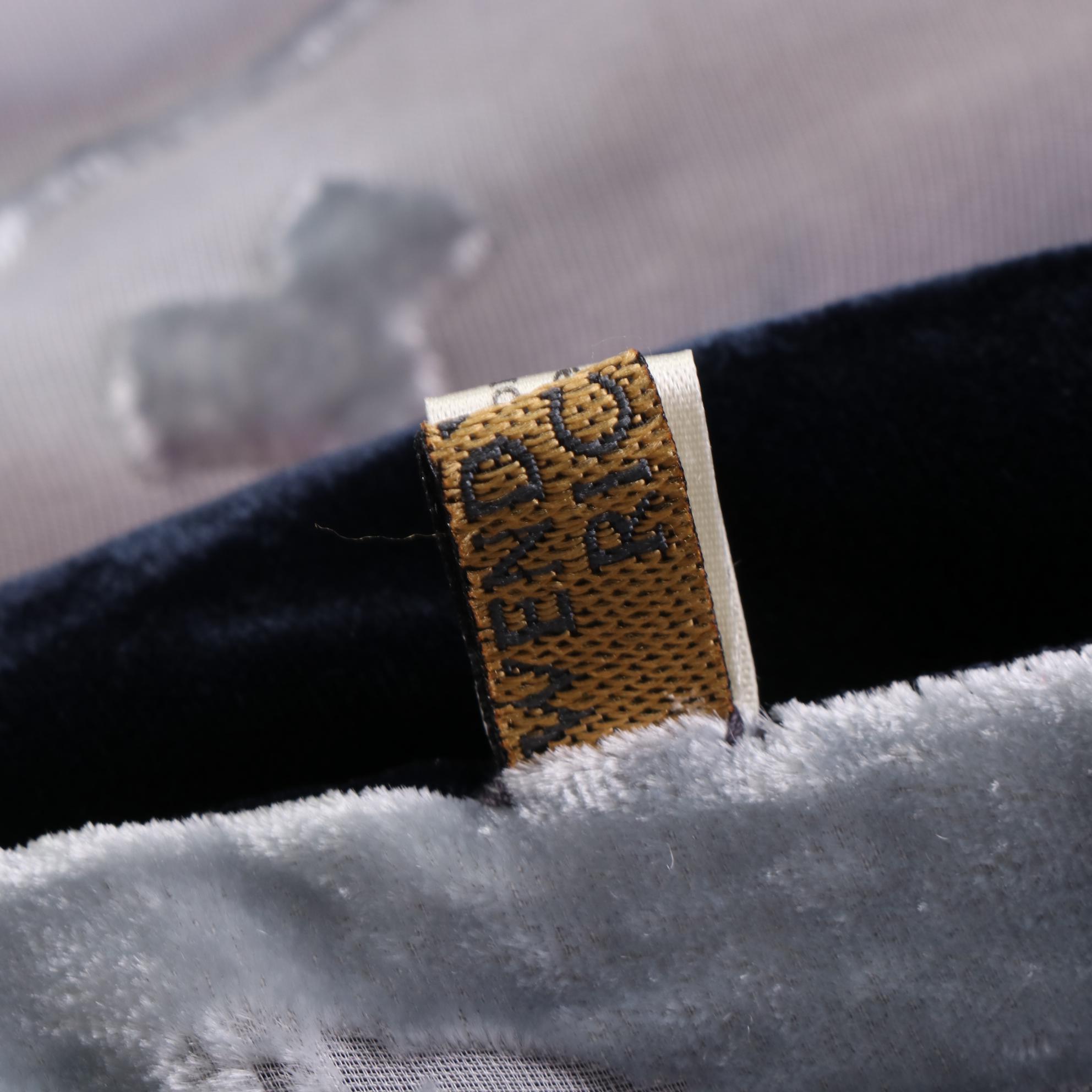 Kevin O'Brien, Wendy Riching, Spinoso, and More Burnout Velvet Scarves