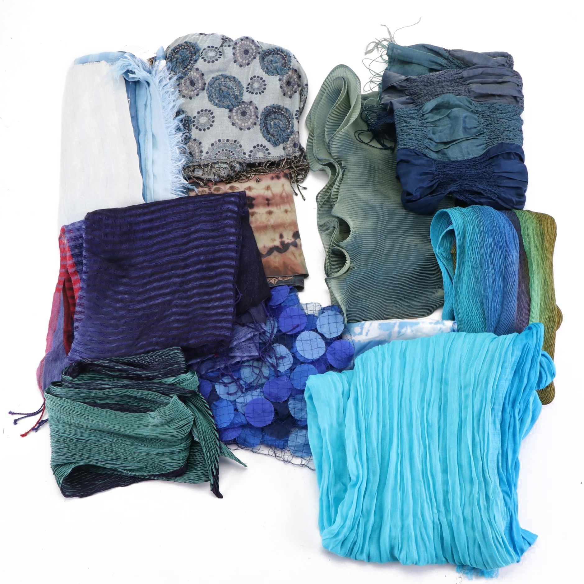 Les Copains, Tommy Bahama, Tolani, and More Scarves