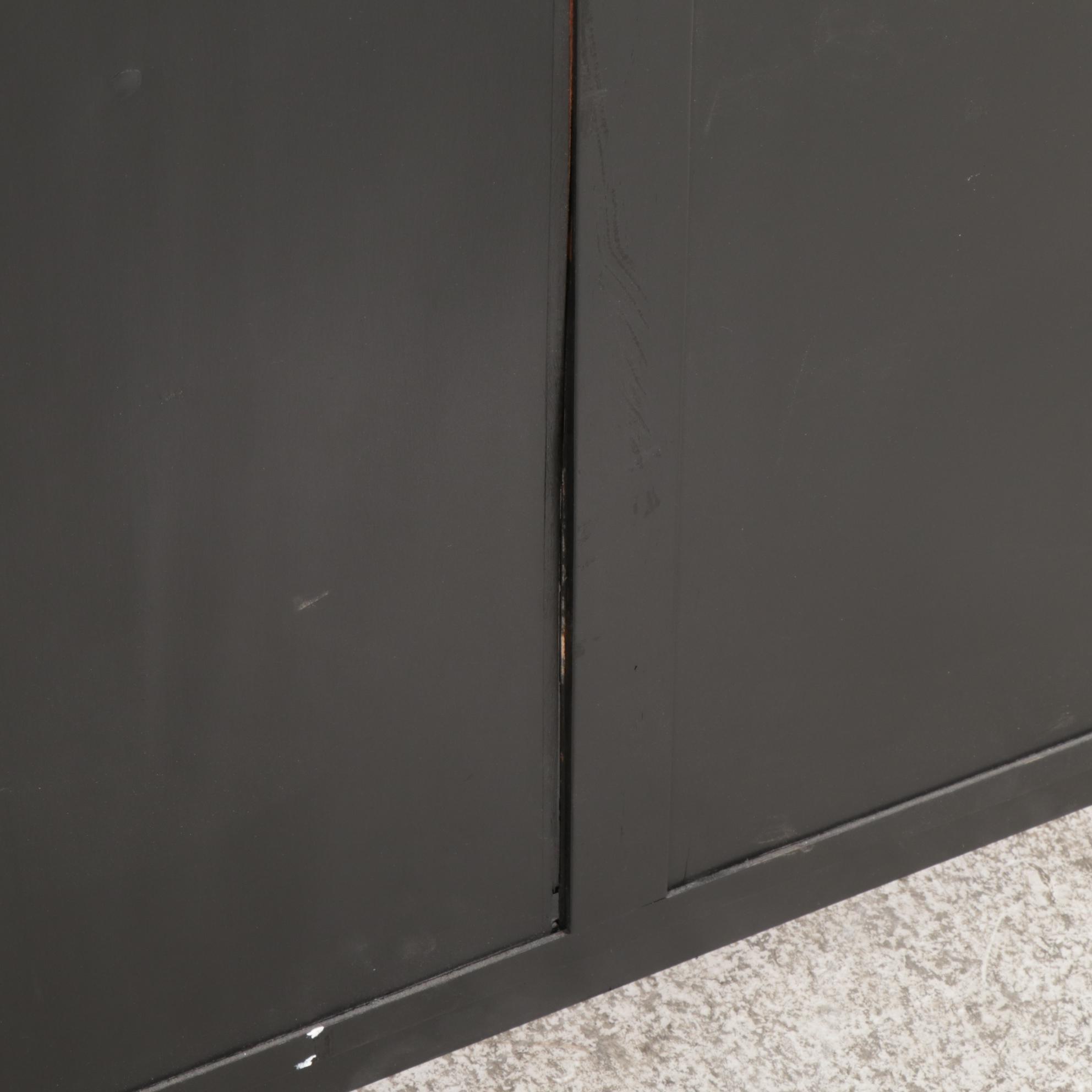 Chinese Style Ebonized Wood Decorative Shelf, 20th Century