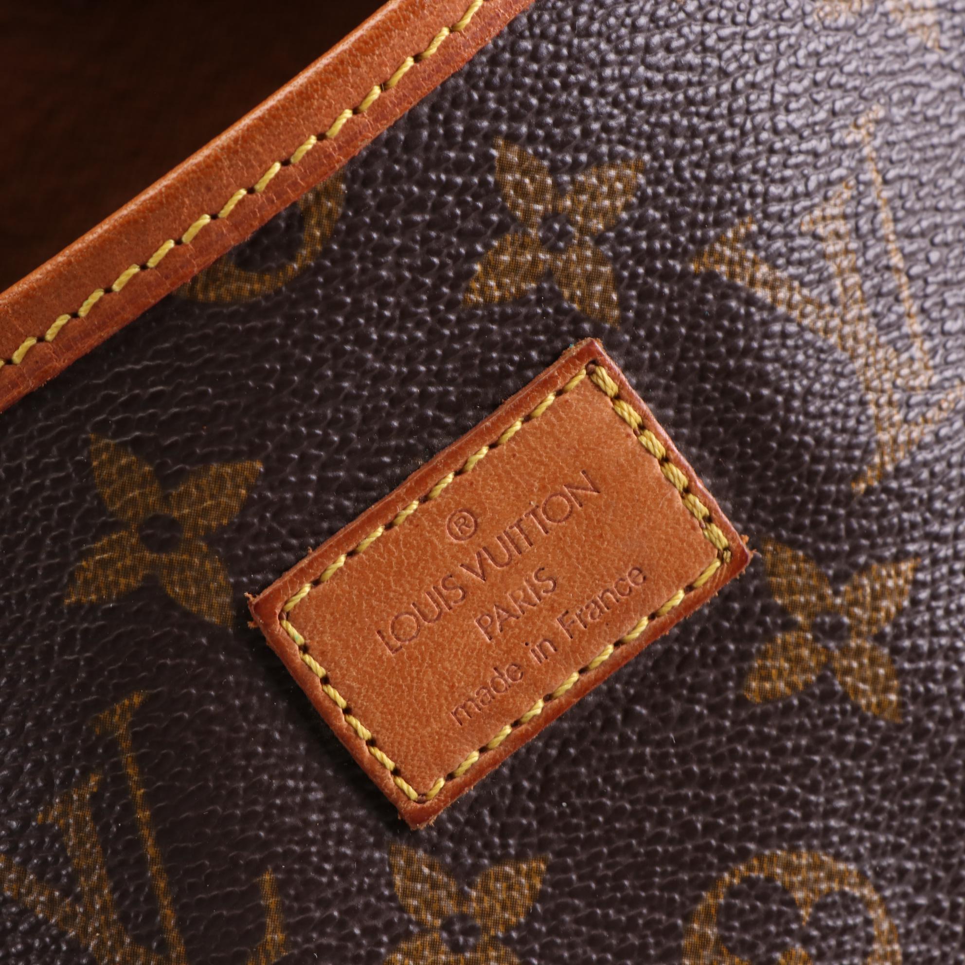 Louis Vuitton Saumur 35 in Monogram Canvas