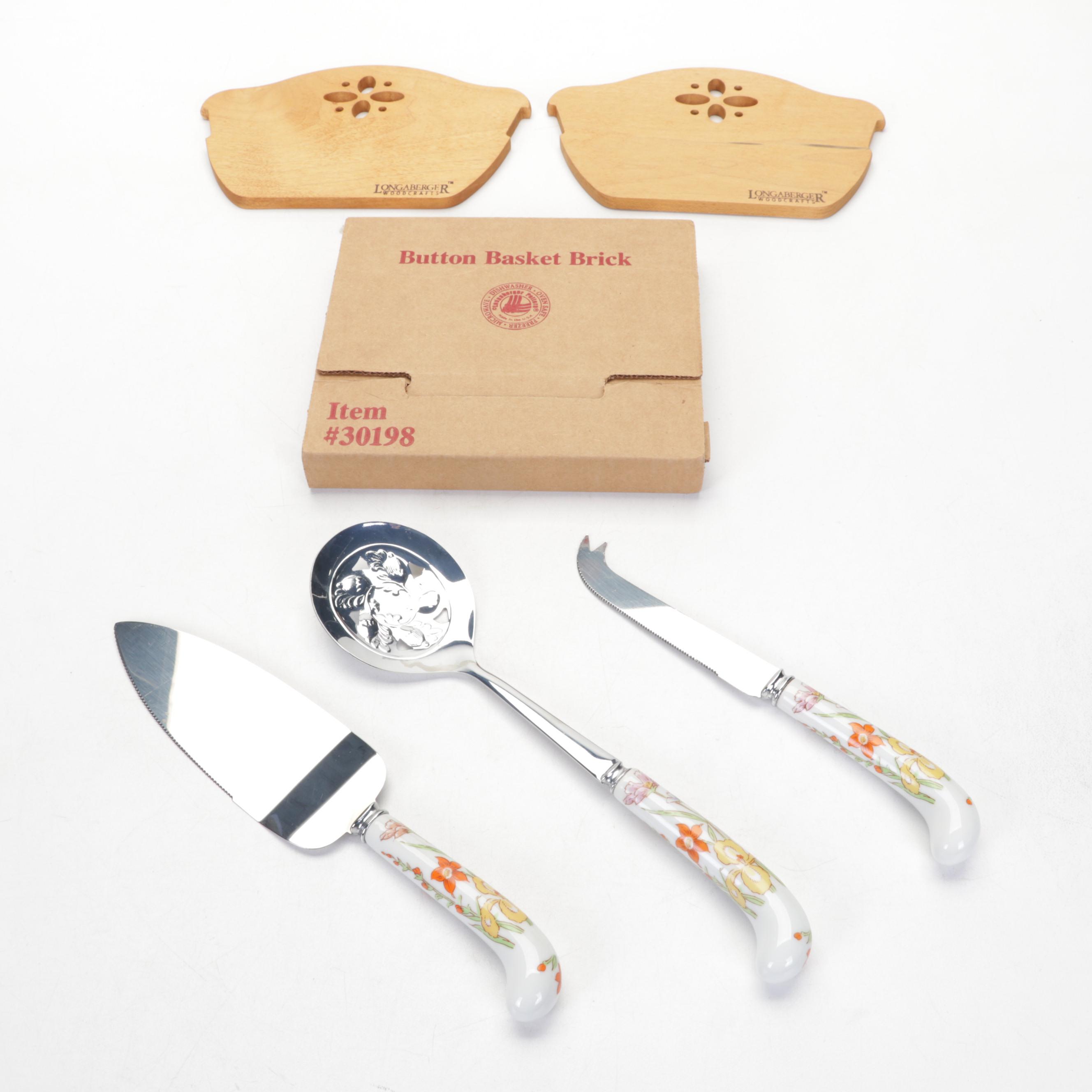 Longaberger Baskets, Casserole Dishes, 9x13 Pyrex Dish with Basket and Stand