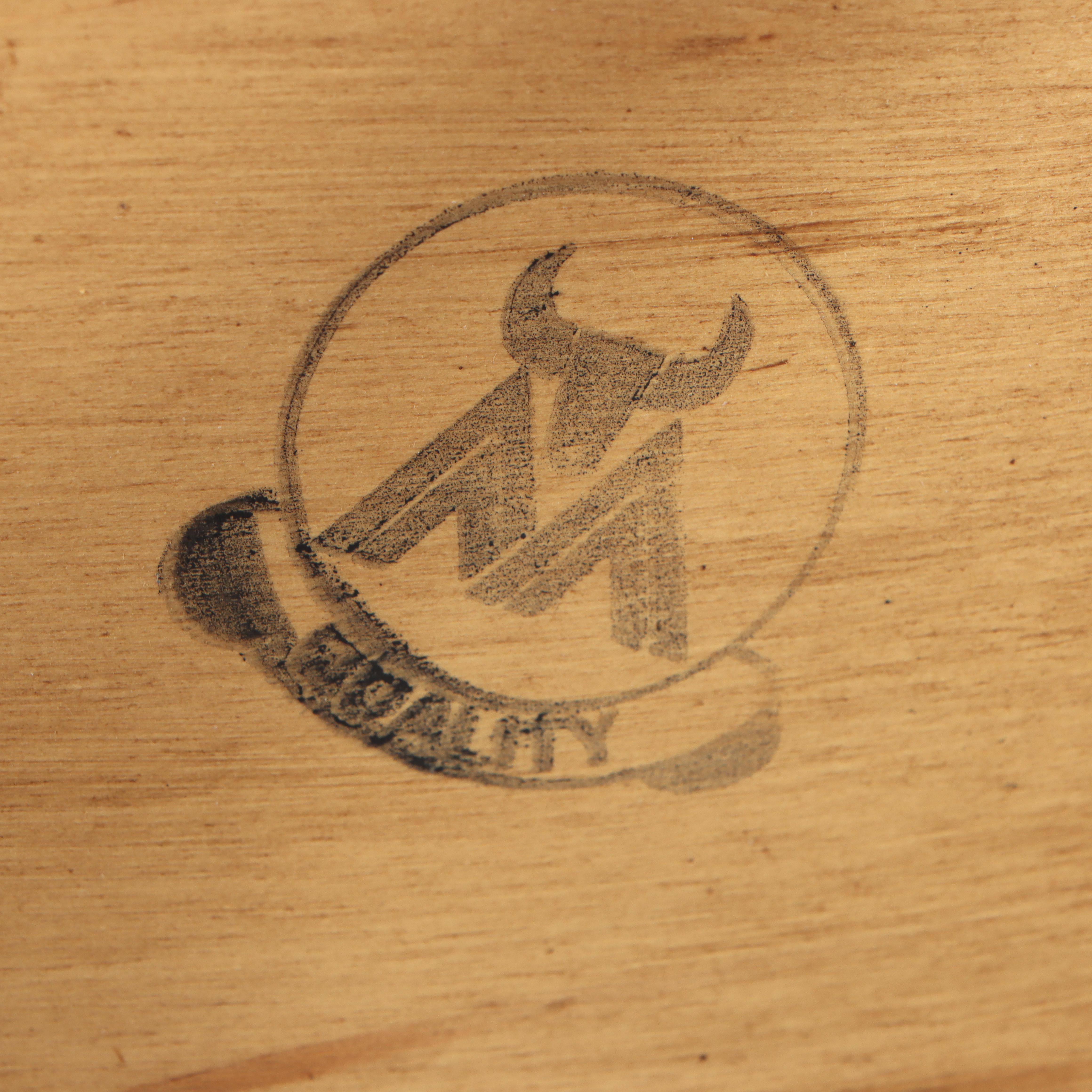 Mexican Pine Open Bookshelf on Metal Stand