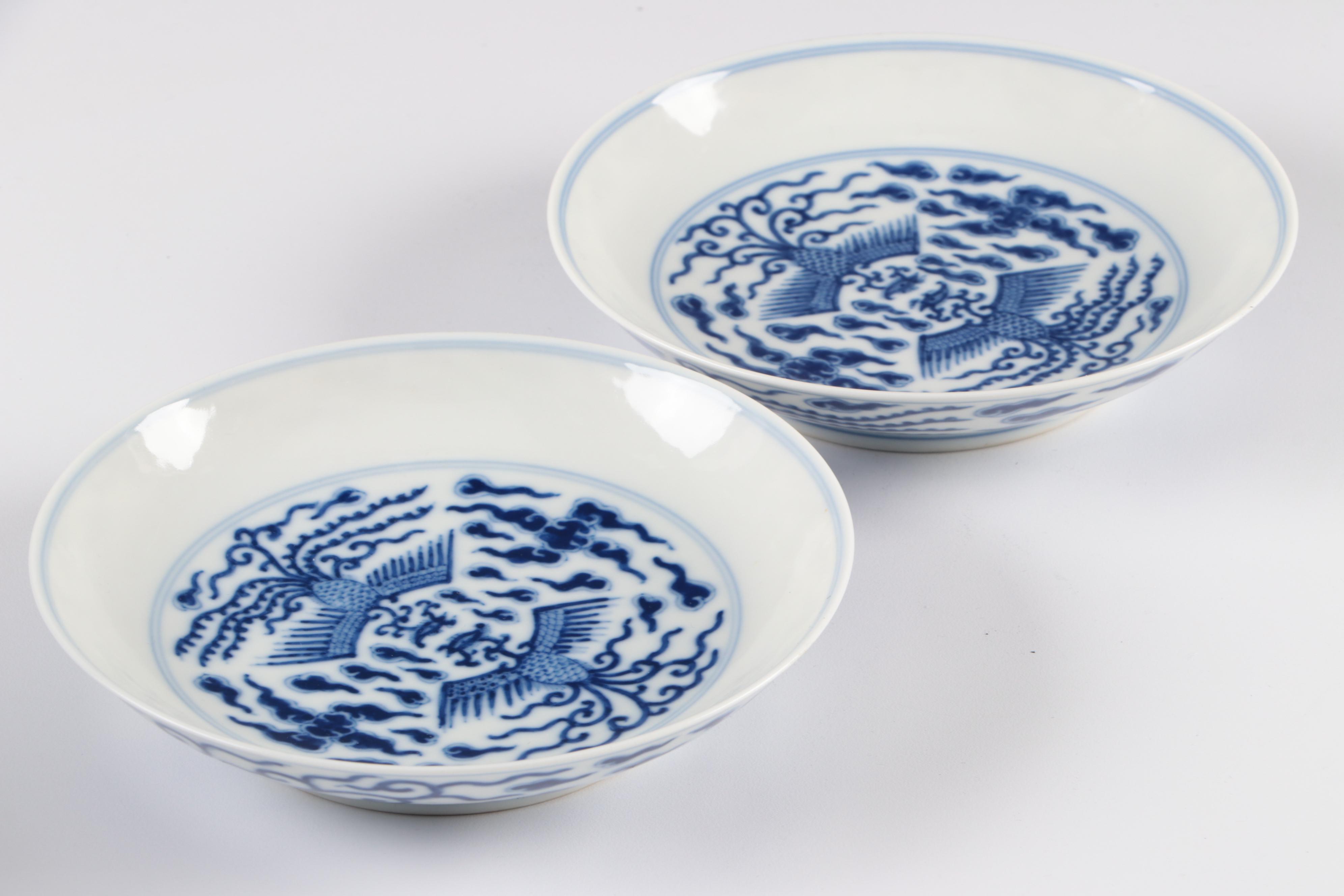 Pair of Guangxu Mark Chinese Porcelain Phoenix Bowls