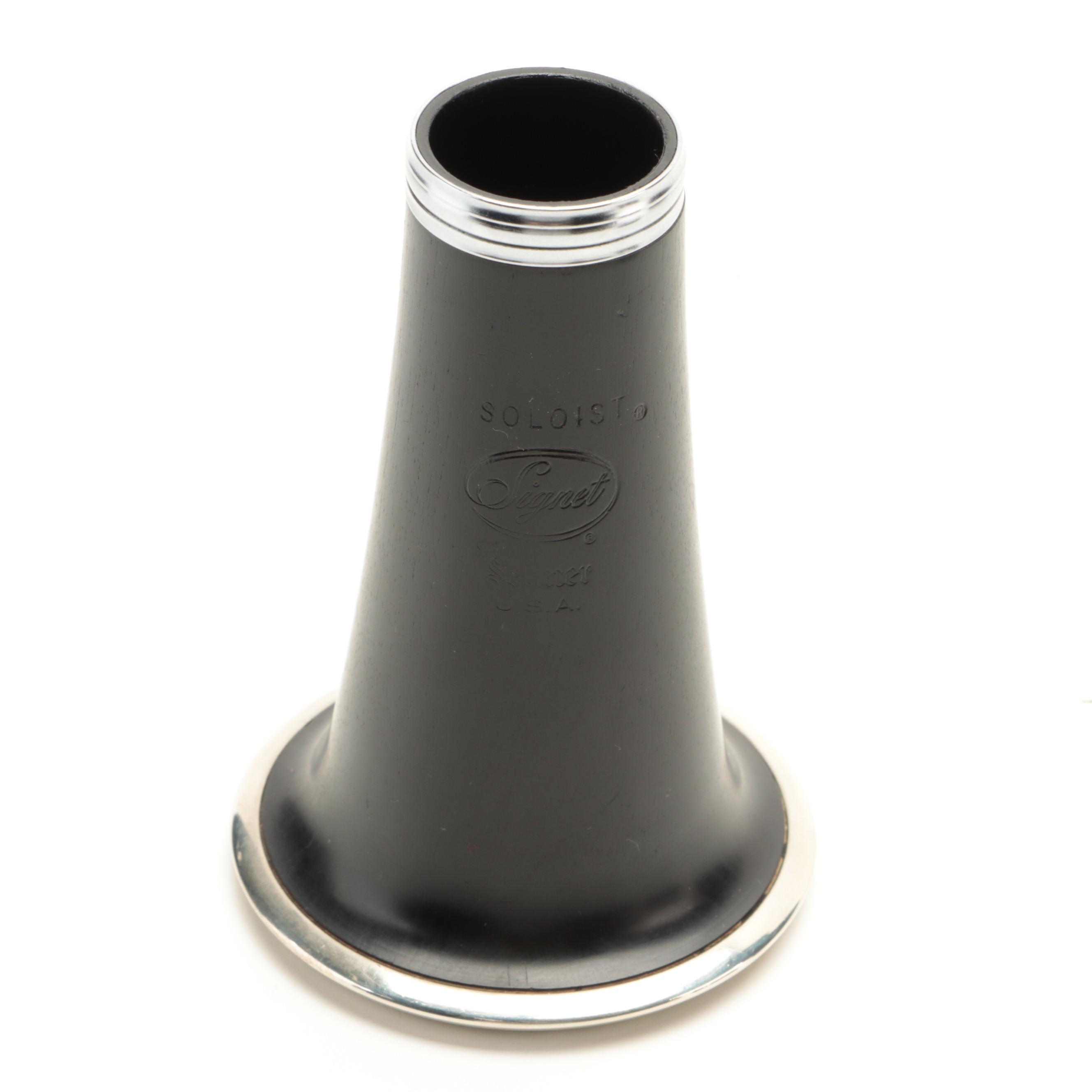 Selmer Signet Soloist 100 Clarinet with Vandoren Mouthpiece in Case