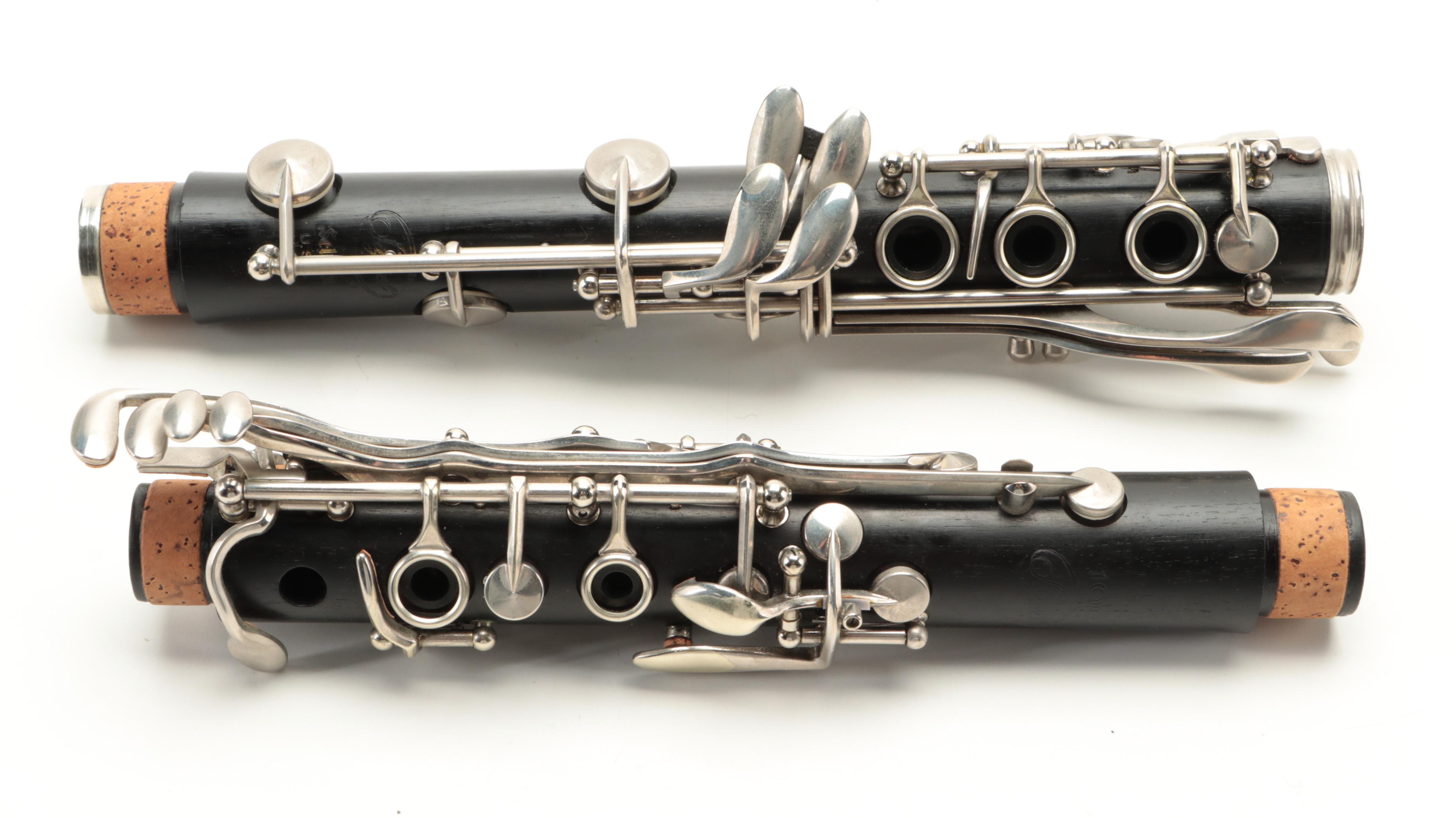 Selmer Signet Soloist 100 Clarinet with Vandoren Mouthpiece in Case