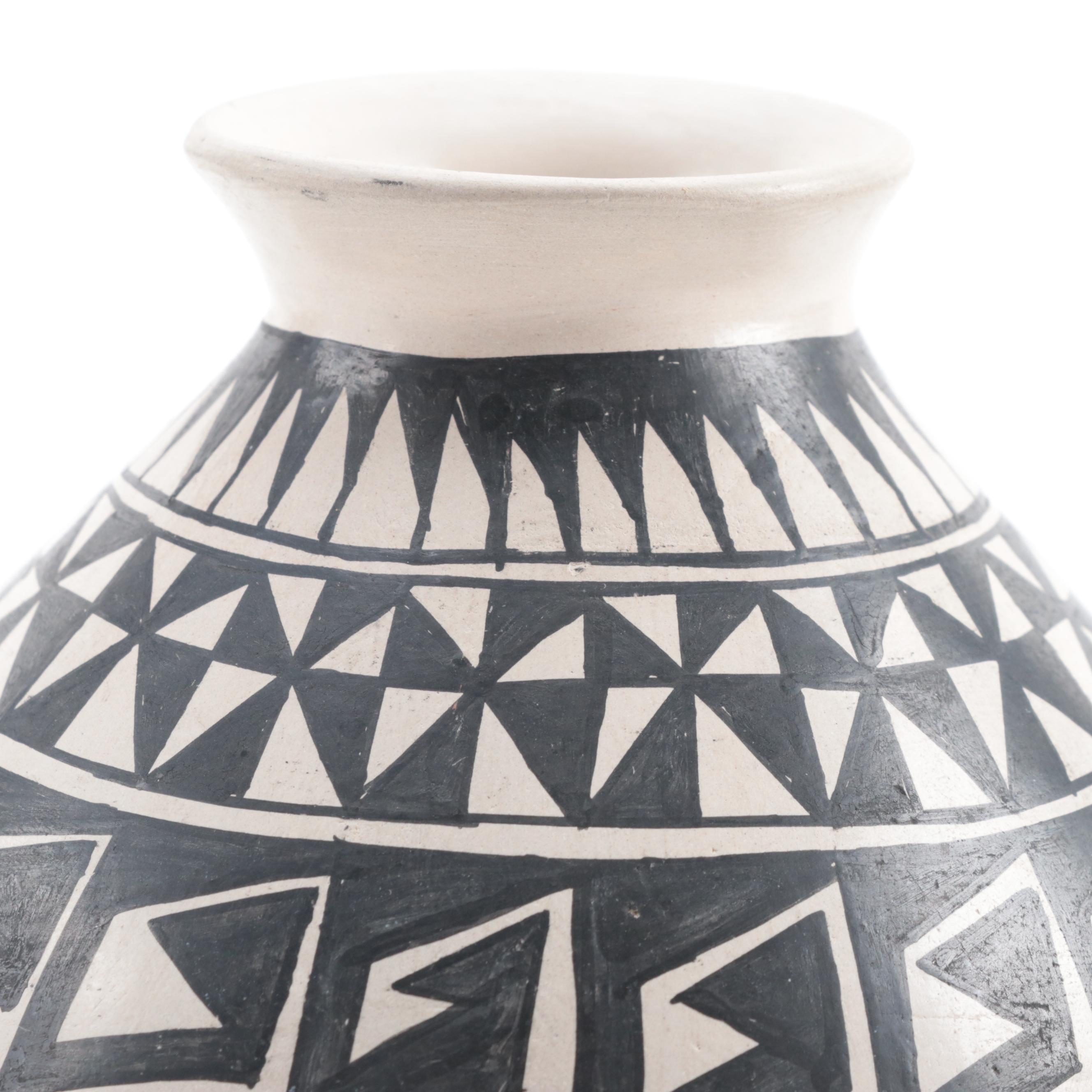 Laura Quezada Mata Ortiz Ceramic Vessel With Woven Reed Stand