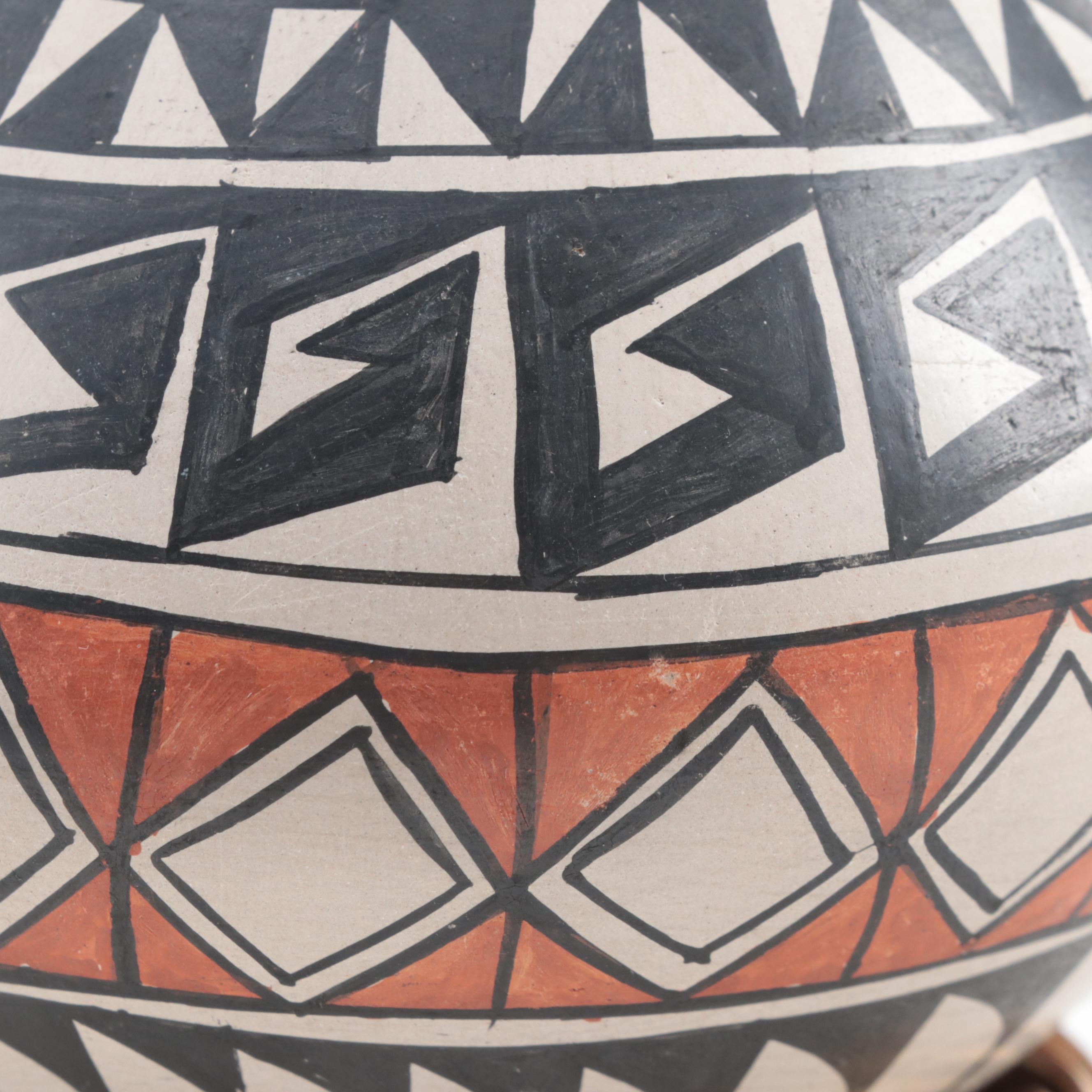 Laura Quezada Mata Ortiz Ceramic Vessel With Woven Reed Stand