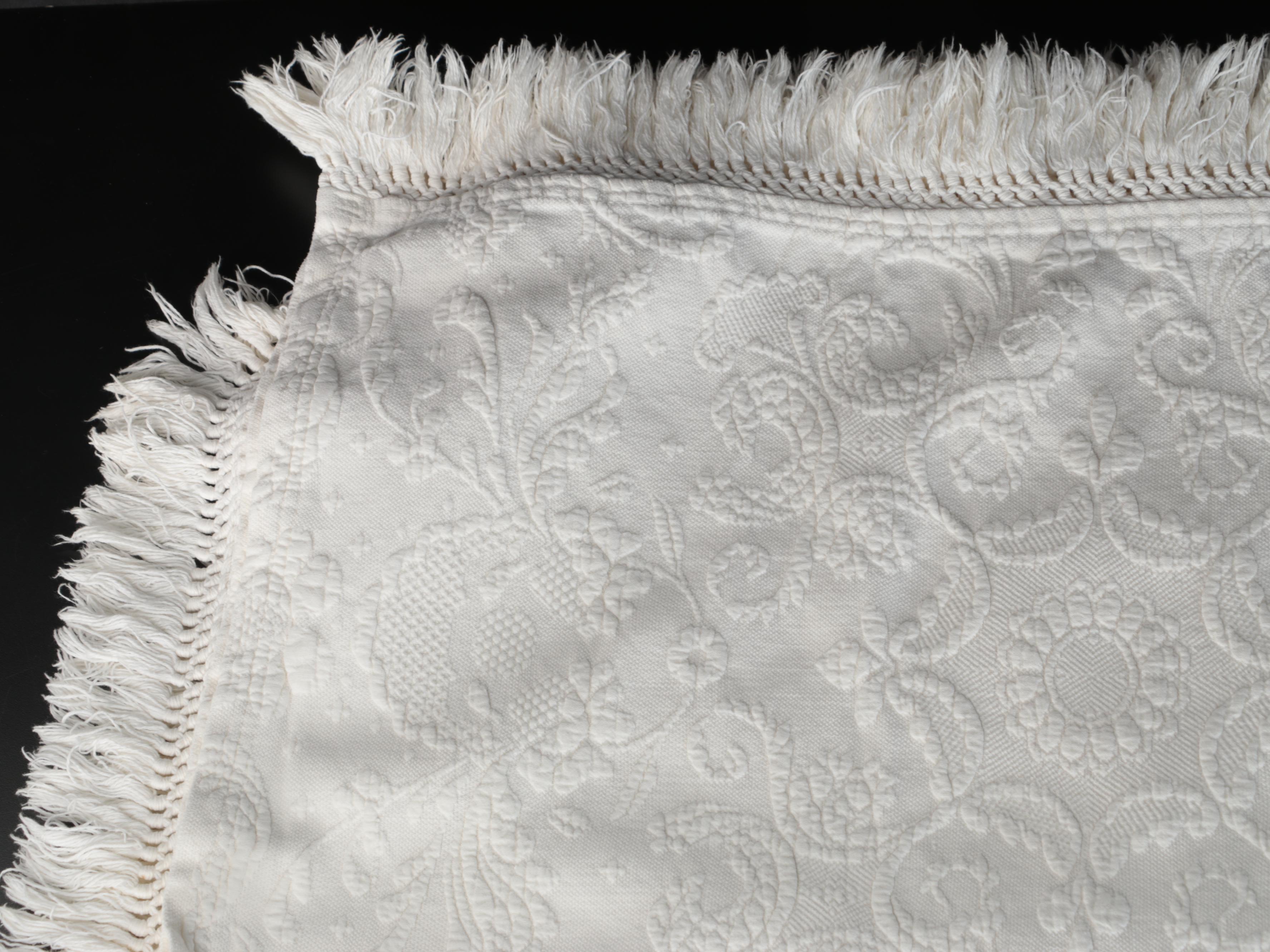 Bates "Queen Elizabeth" Twin Cotton Matelasse Coverlet