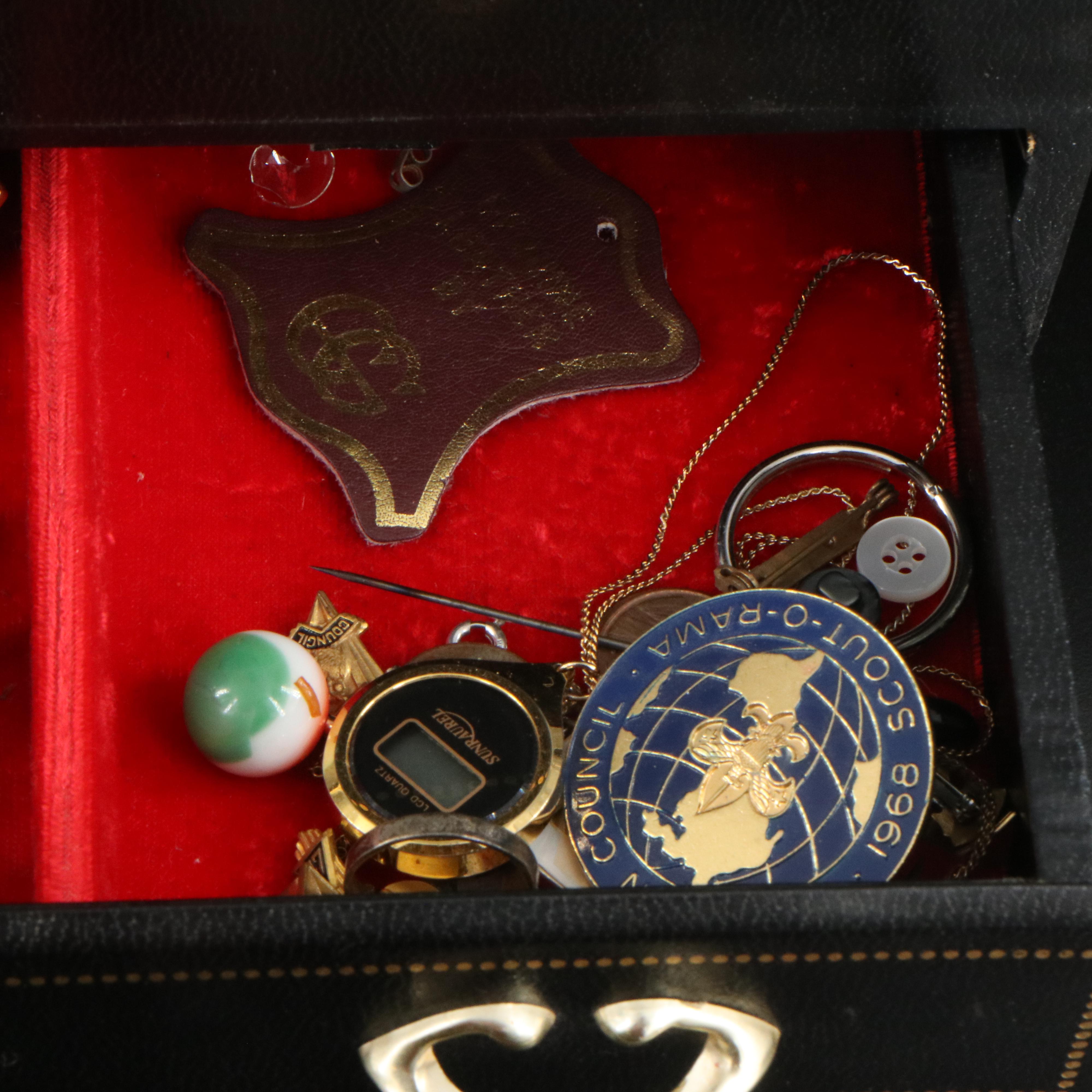 Uncommon Discoveries: Jewelry Collection