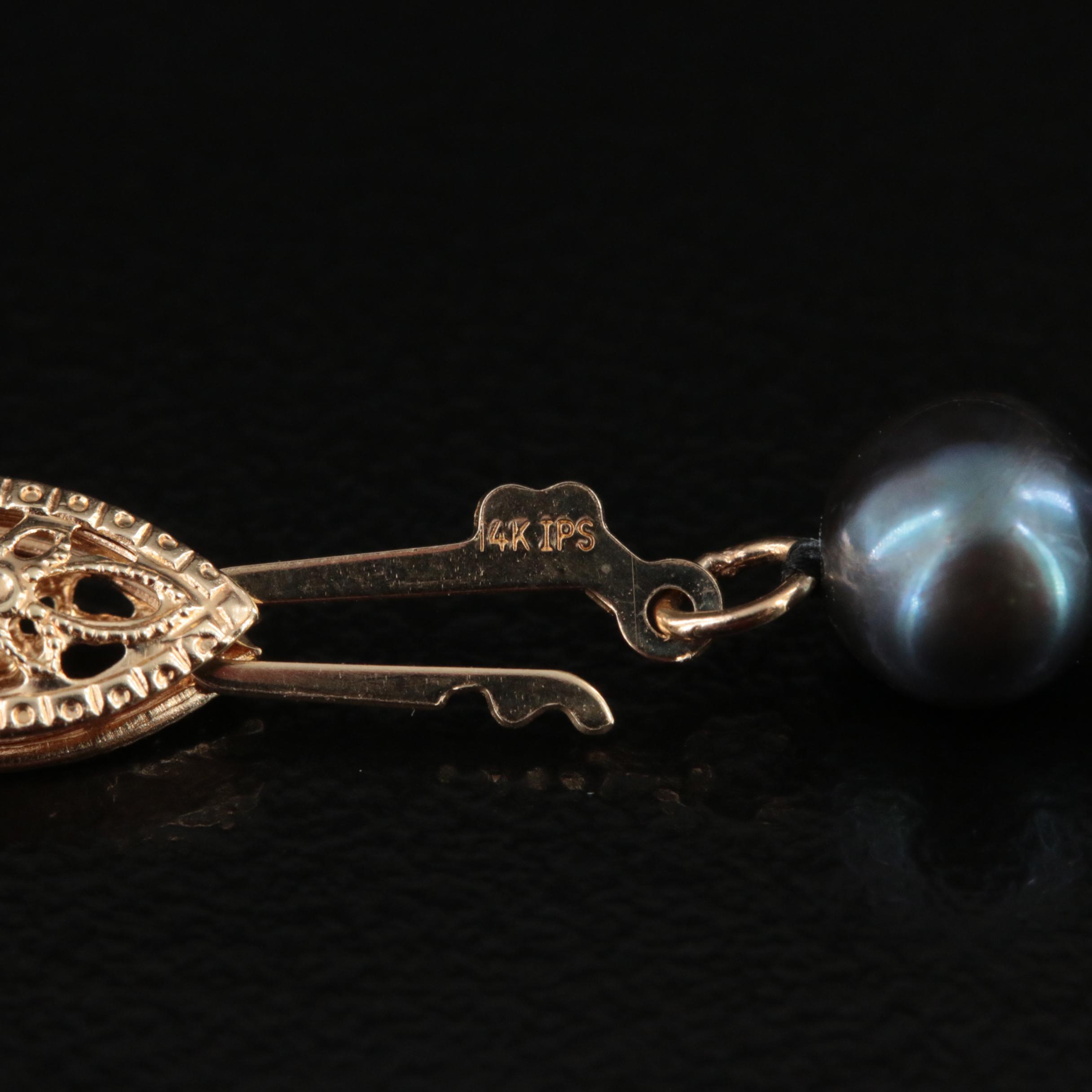 Pearl Necklace with 14K Clasp