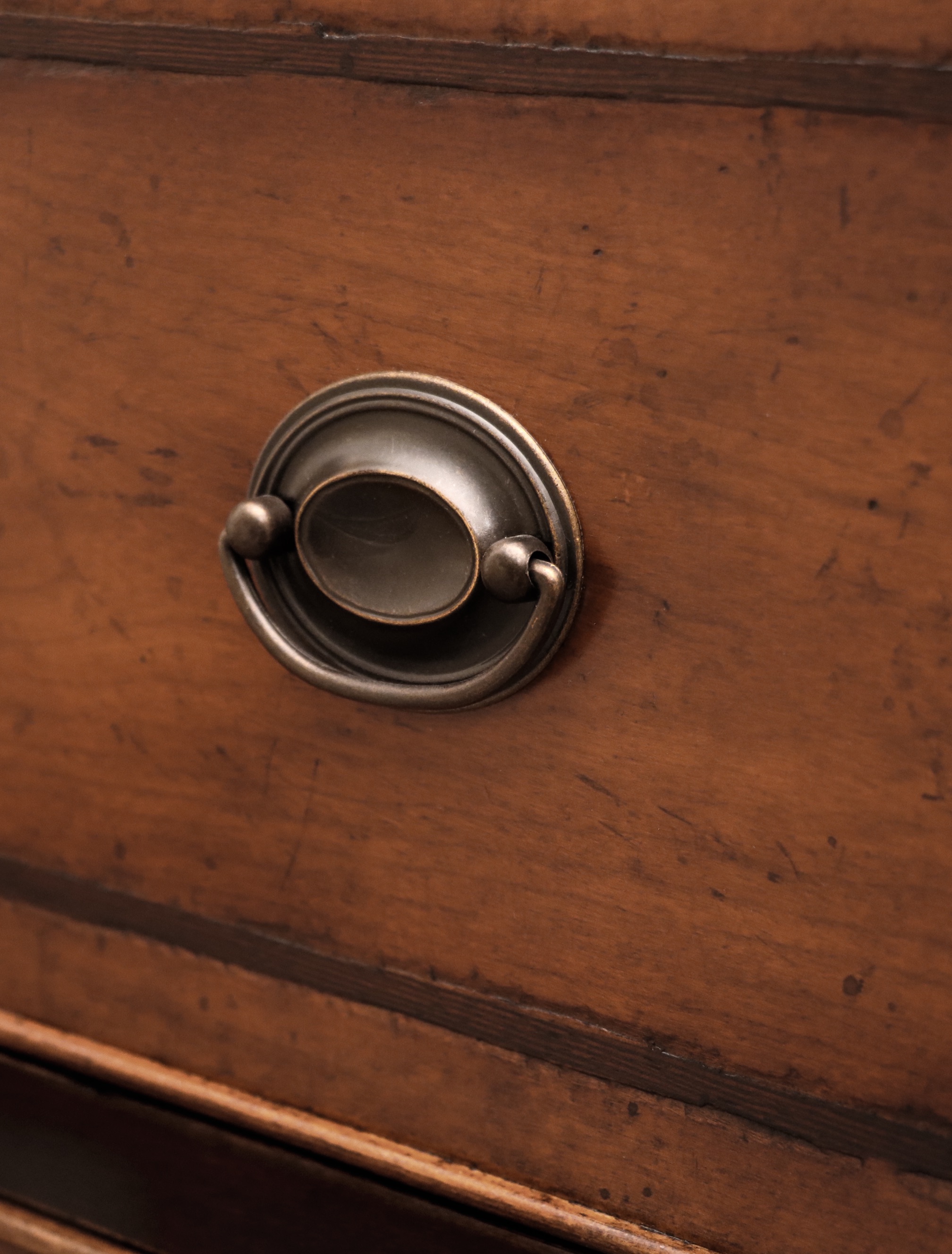 Ethan Allen "Eastgate" Marquetry Style Accented Antiqued Chest of Drawers