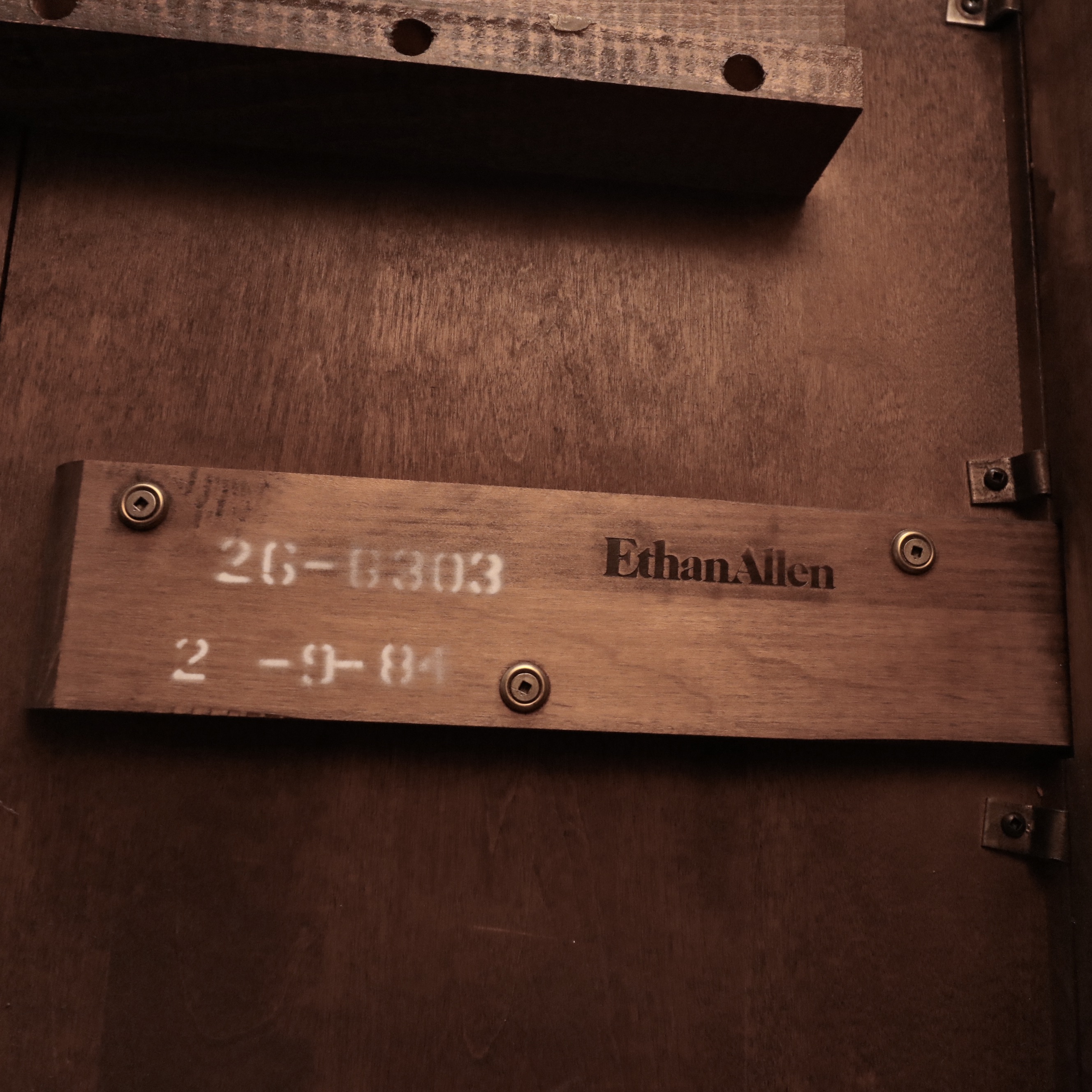 Ethan Allen "Country French" Dining Table and "Josephine" Medallion Back Chairs