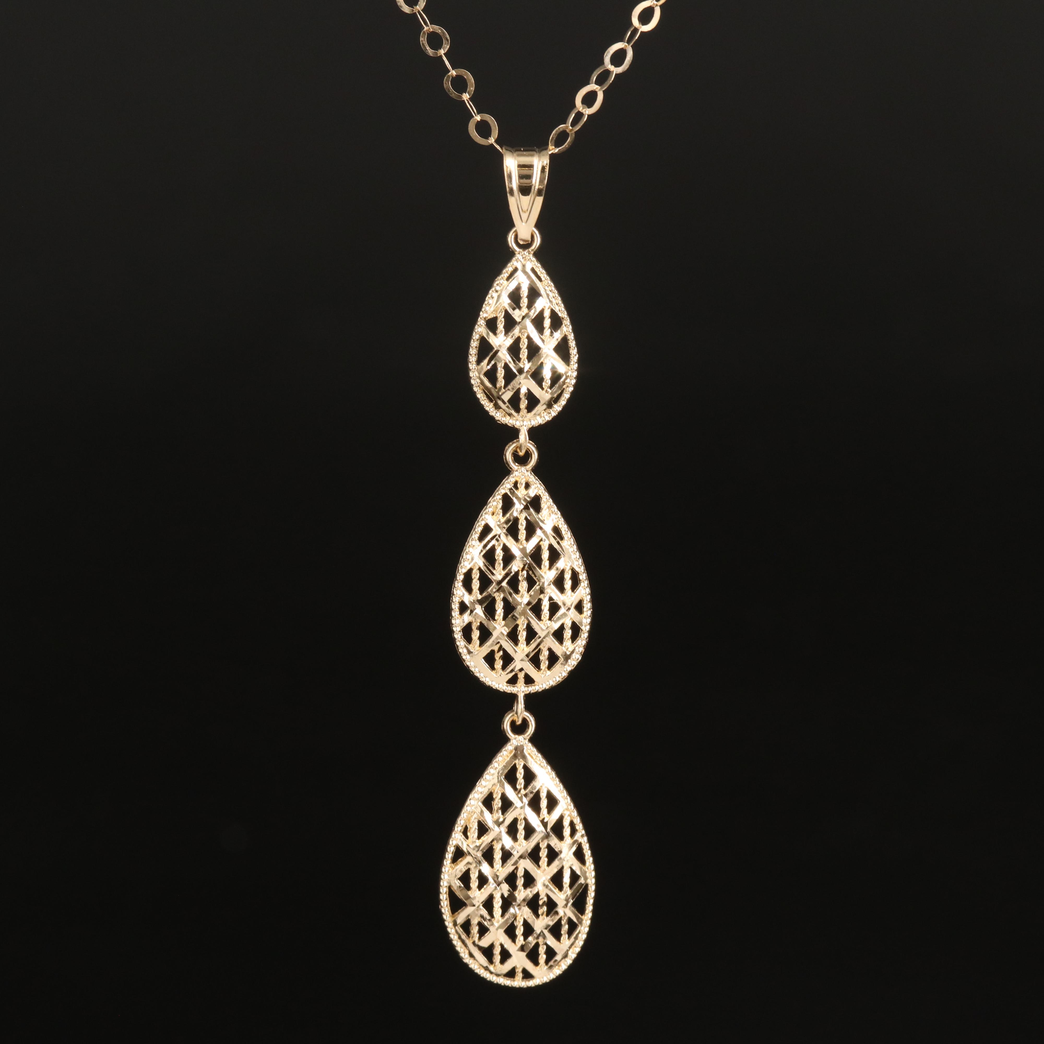 10K Triple Teardrop Pendant Necklace