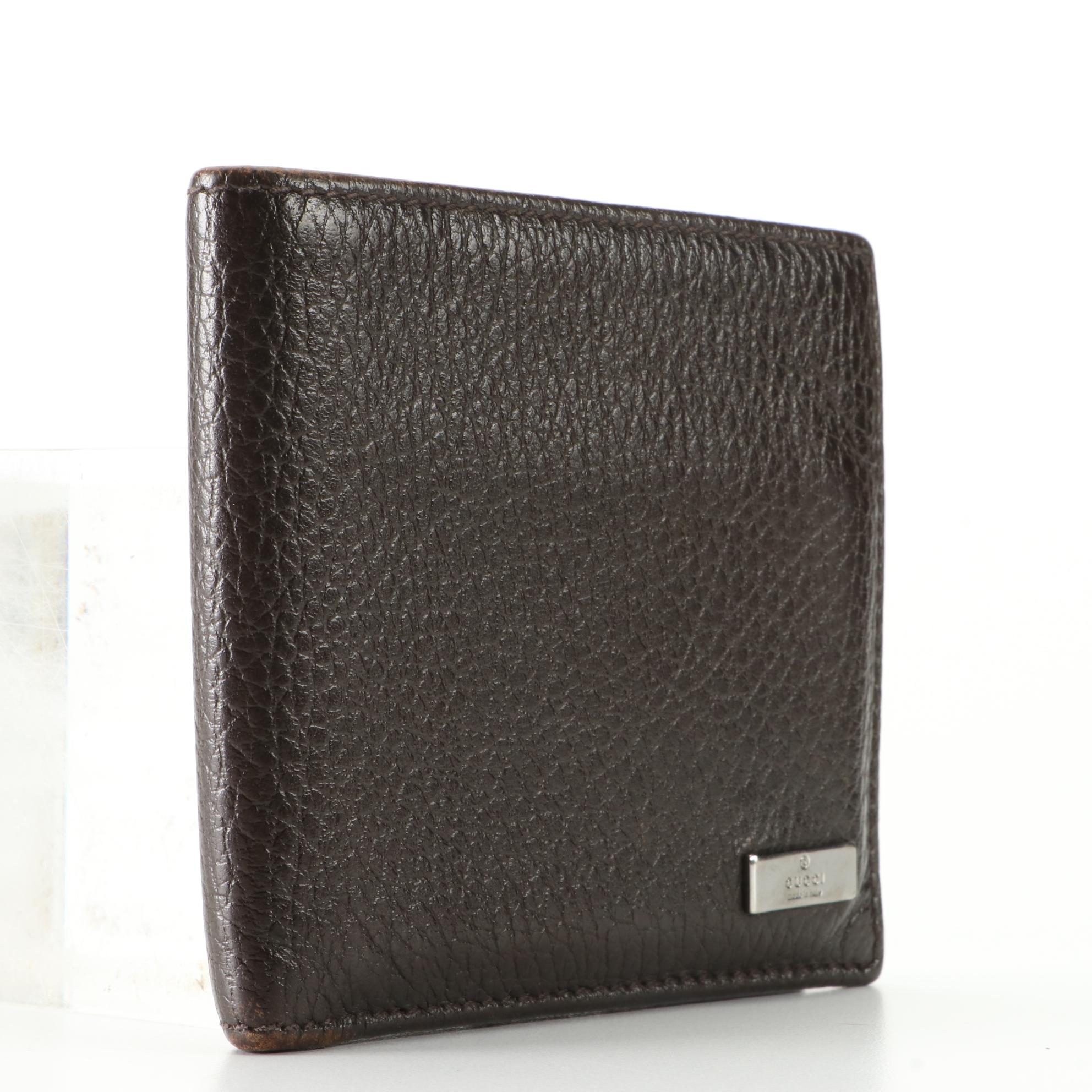Gucci Bifold Wallet in Grained Leather