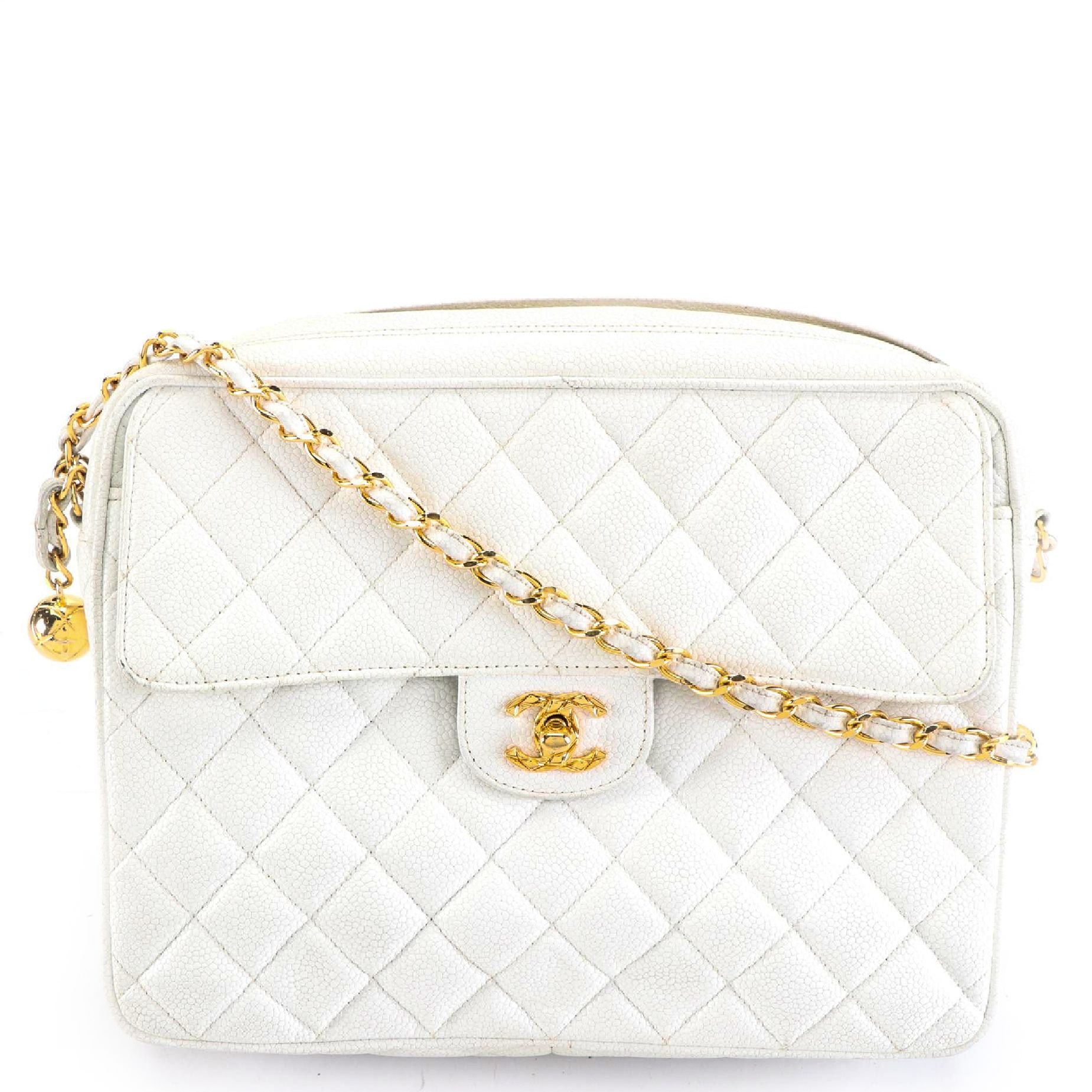Chanel Shoulder Bag in Quilted Caviar Leather with Box