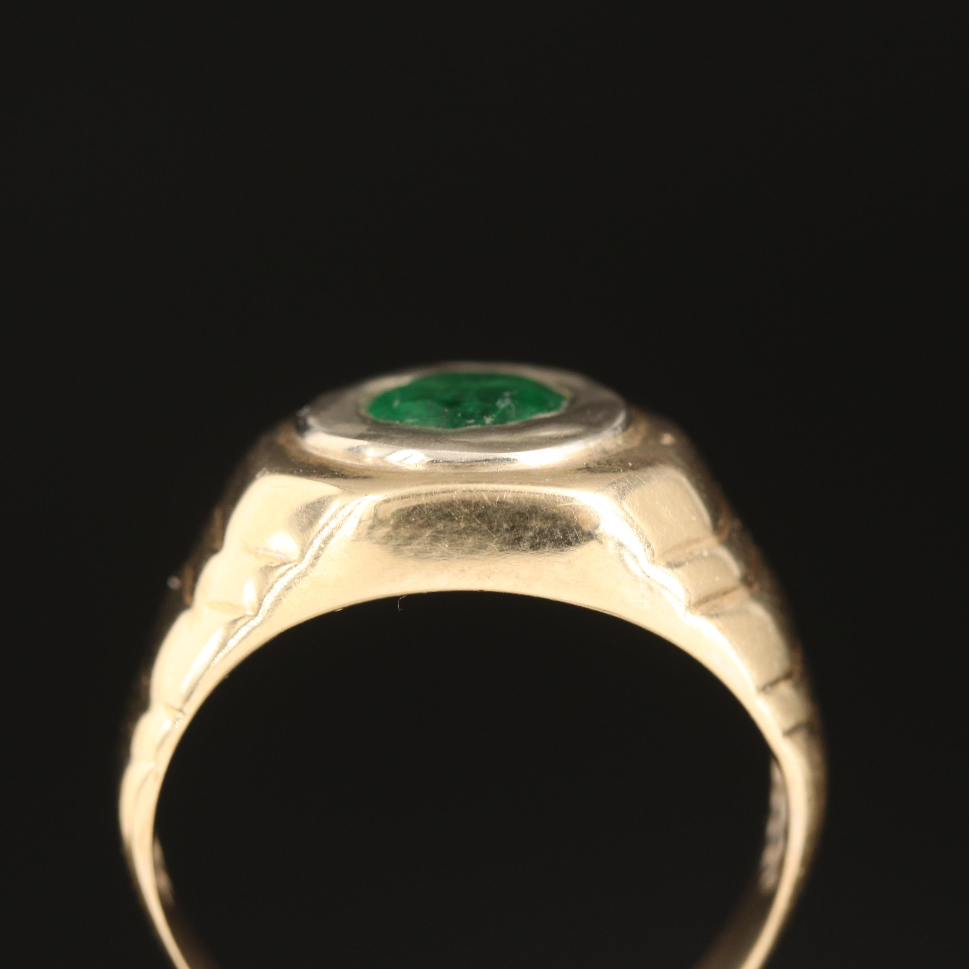 14K Emerald Ring with Fluted Shoulders