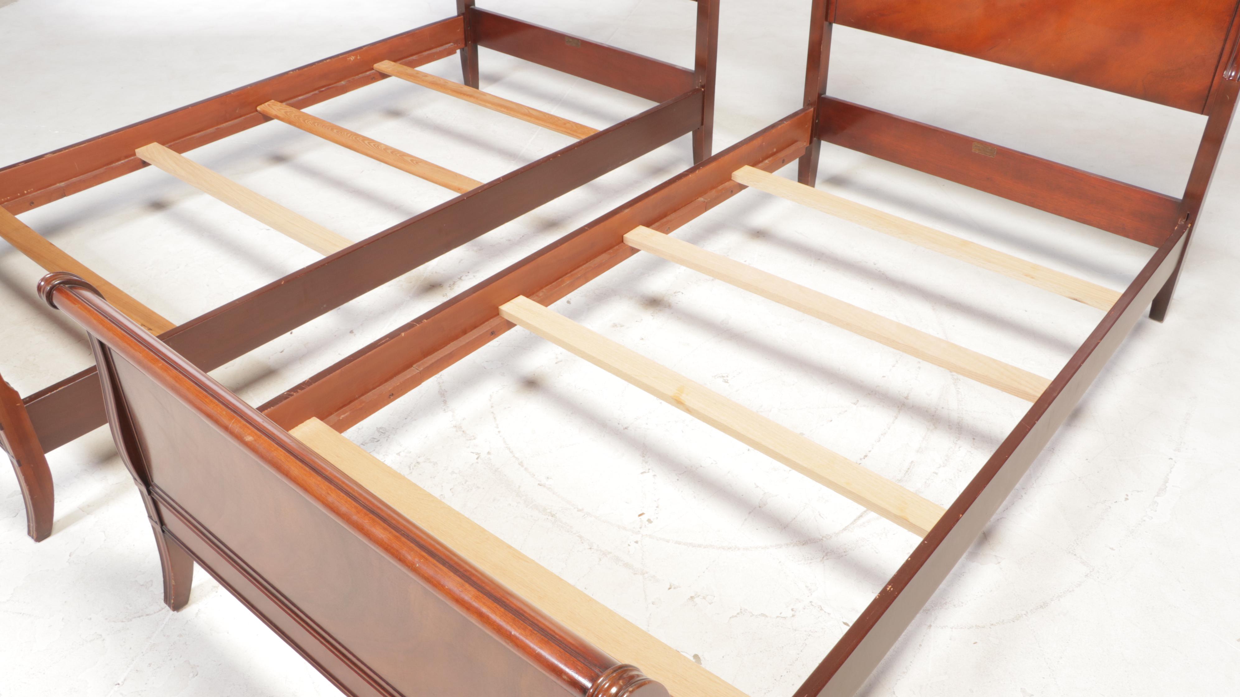 Pair of Fallon & Hellen of Baltimore Mahogany Twin Size Sleigh Beds, circa 1940