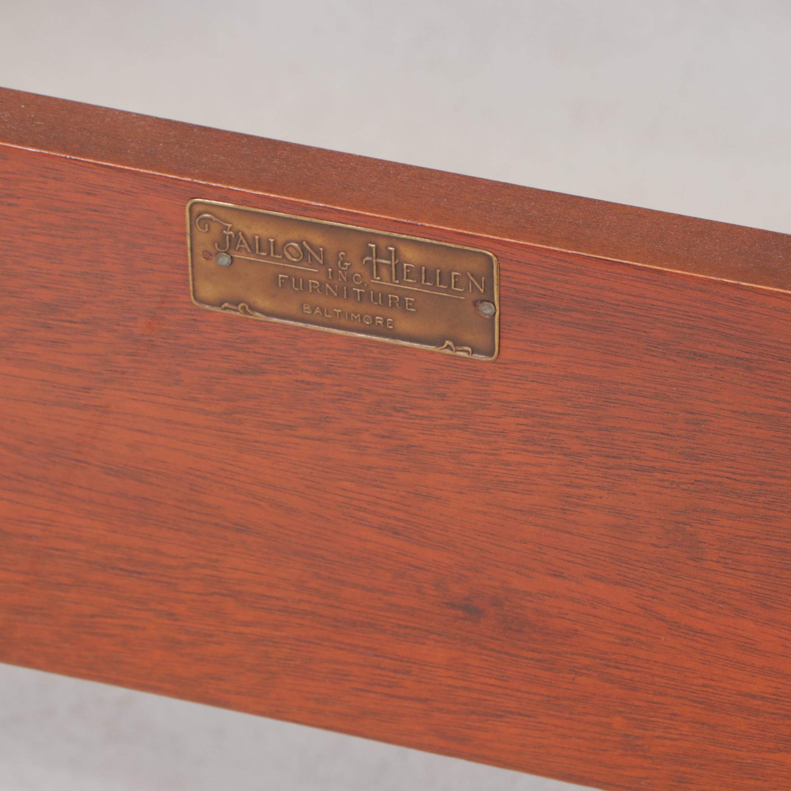 Pair of Fallon & Hellen of Baltimore Mahogany Twin Size Sleigh Beds, circa 1940