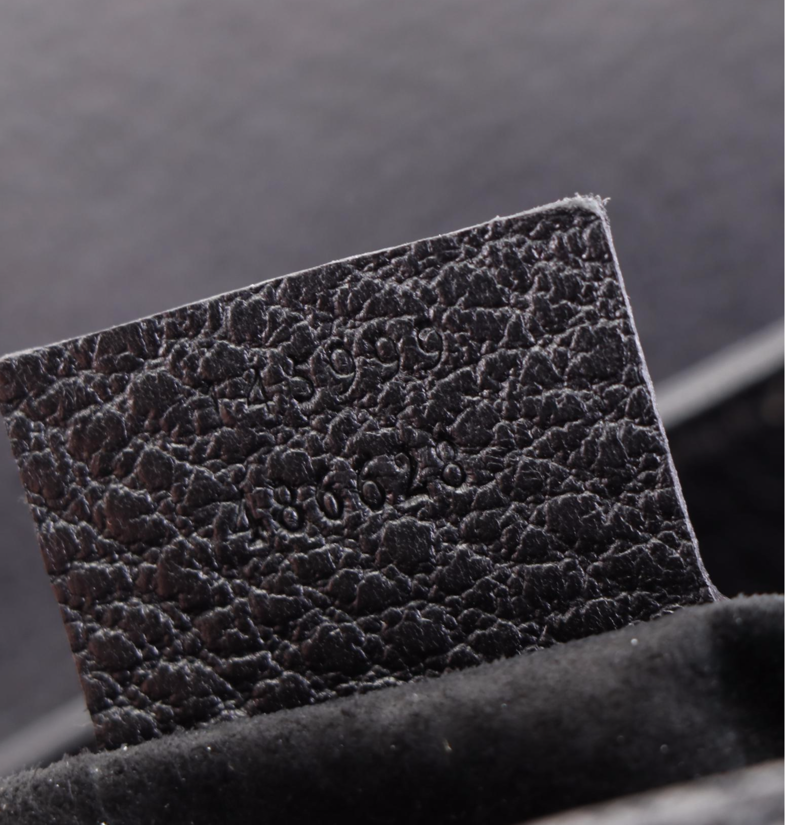 Gucci Treasure Flap Shoulder Bag in Black Leather