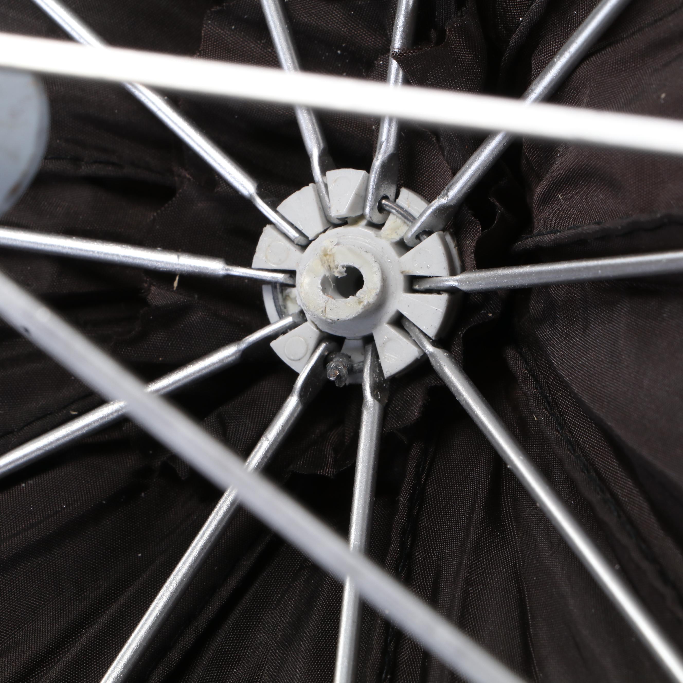 Vintage Umbrella in Embossed Leather Case with Embellished Kiss Lock Clasp